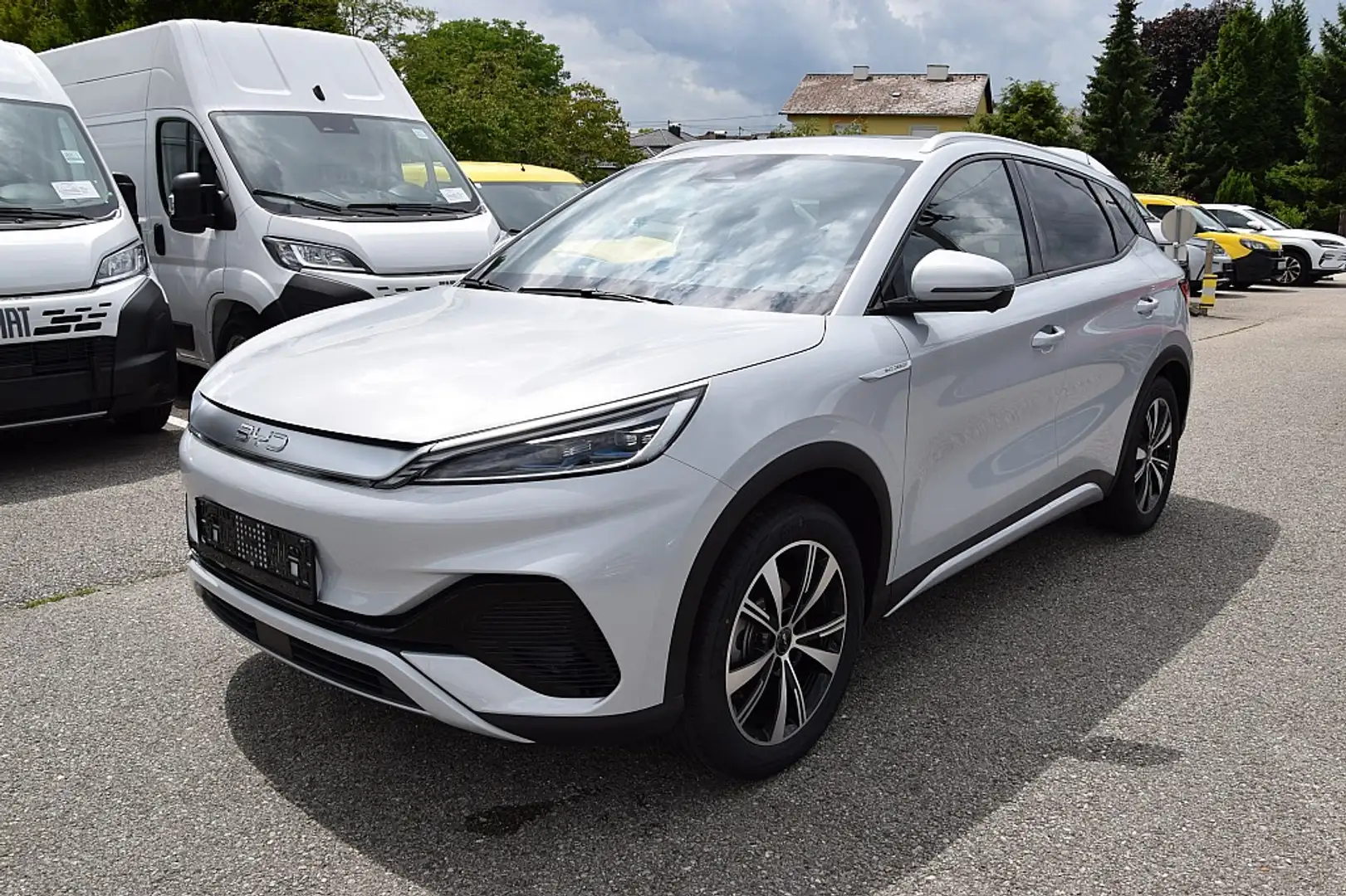 BYD Atto 3 Atto3 60,5 kWh Design *LAGERFAHRZEUG* Weiß - 1