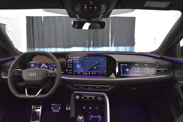 Audi Q5 view 7