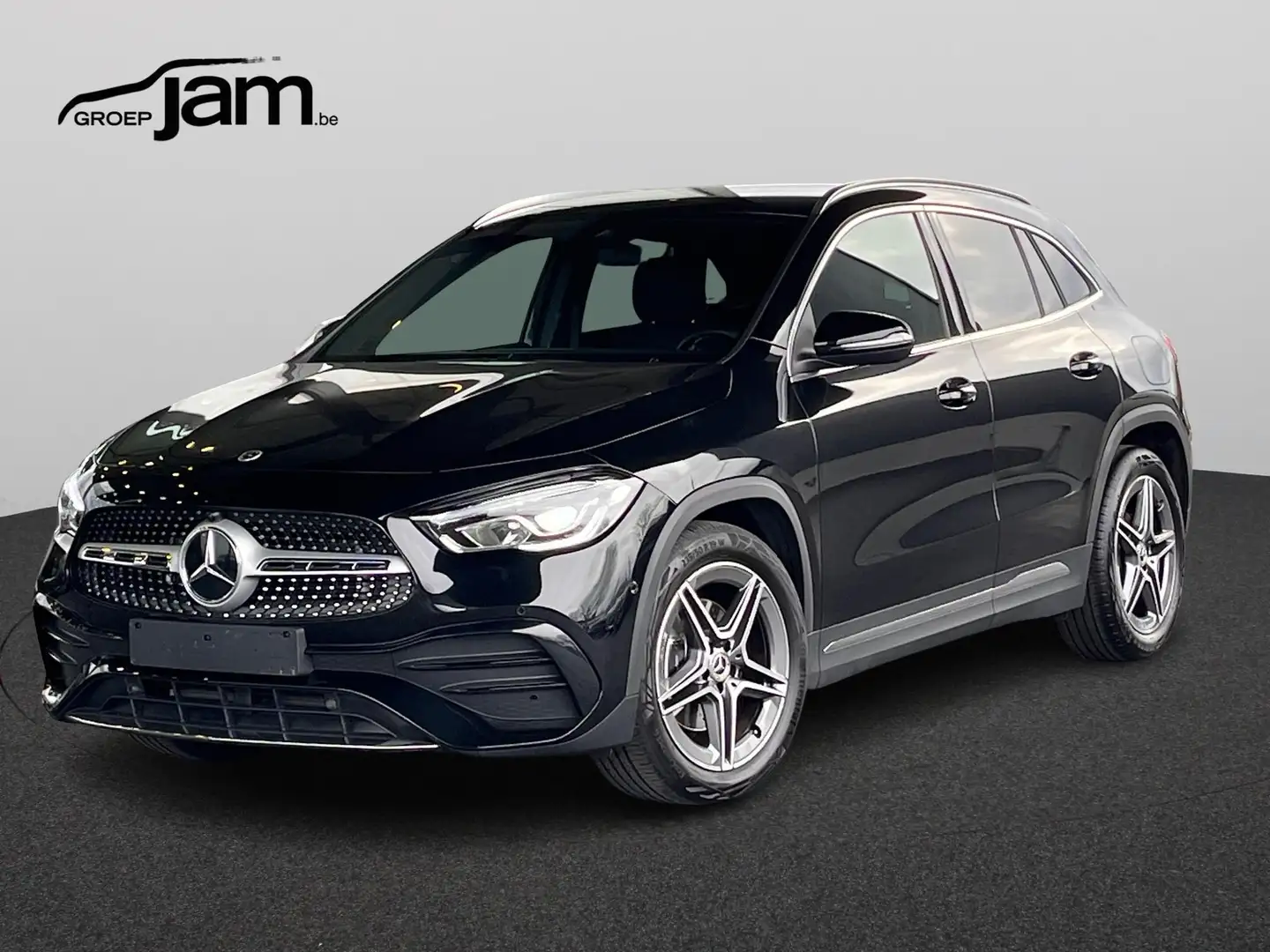 Mercedes-Benz GLA 180 AMG Line Noir - 1