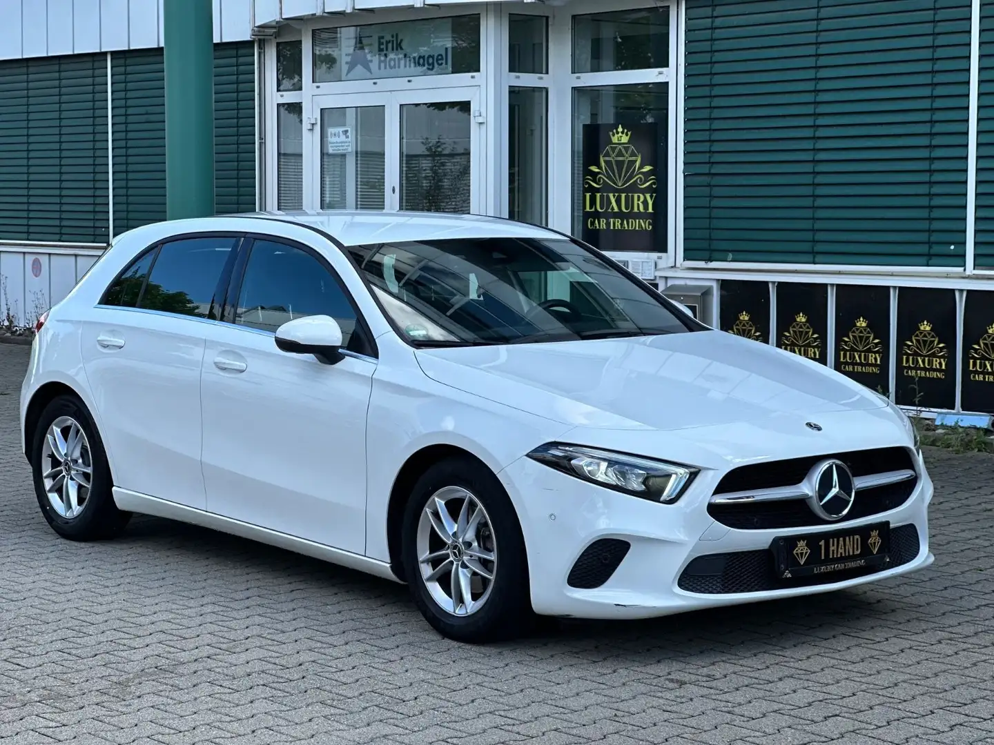 Mercedes-Benz A 180 Kamera* PDC* KLIMA* 1 HAND* FINANZIERUNG Blanco - 1