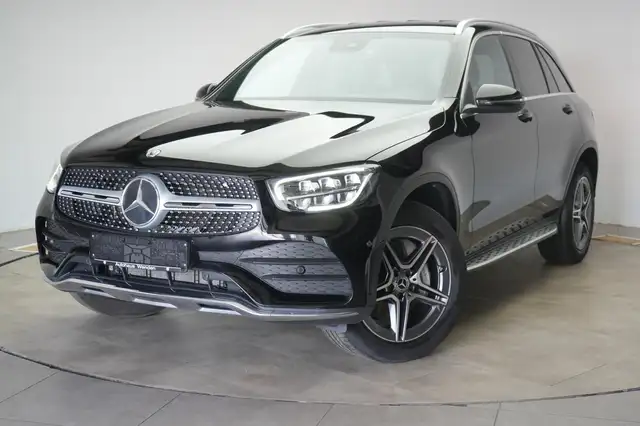 Mercedes-Benz 300 view 3