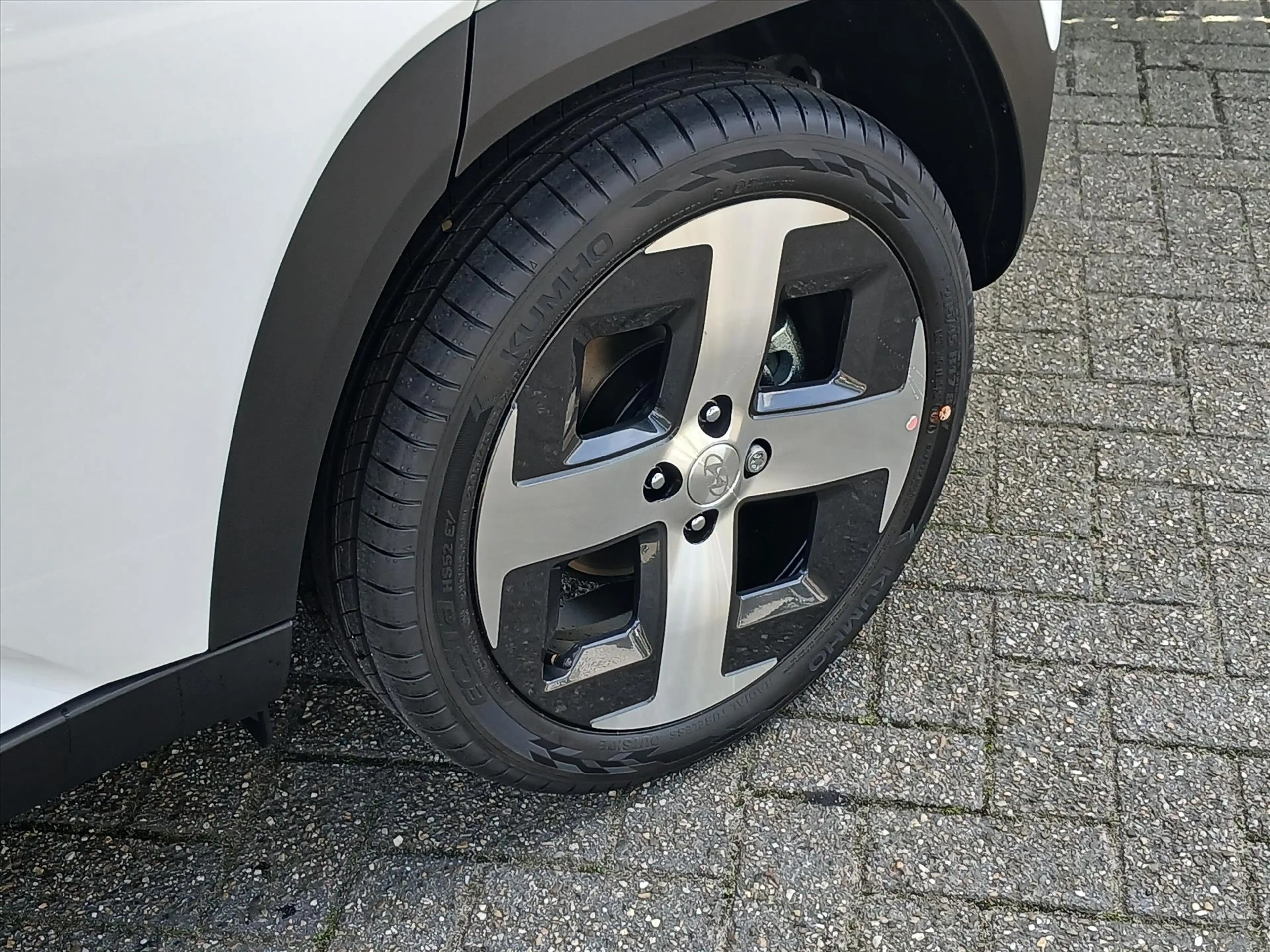 Hyundai Inster 42 kWh 4-zits Pulse Advanced / DIRECT LEVERBAAR! / — photo 22