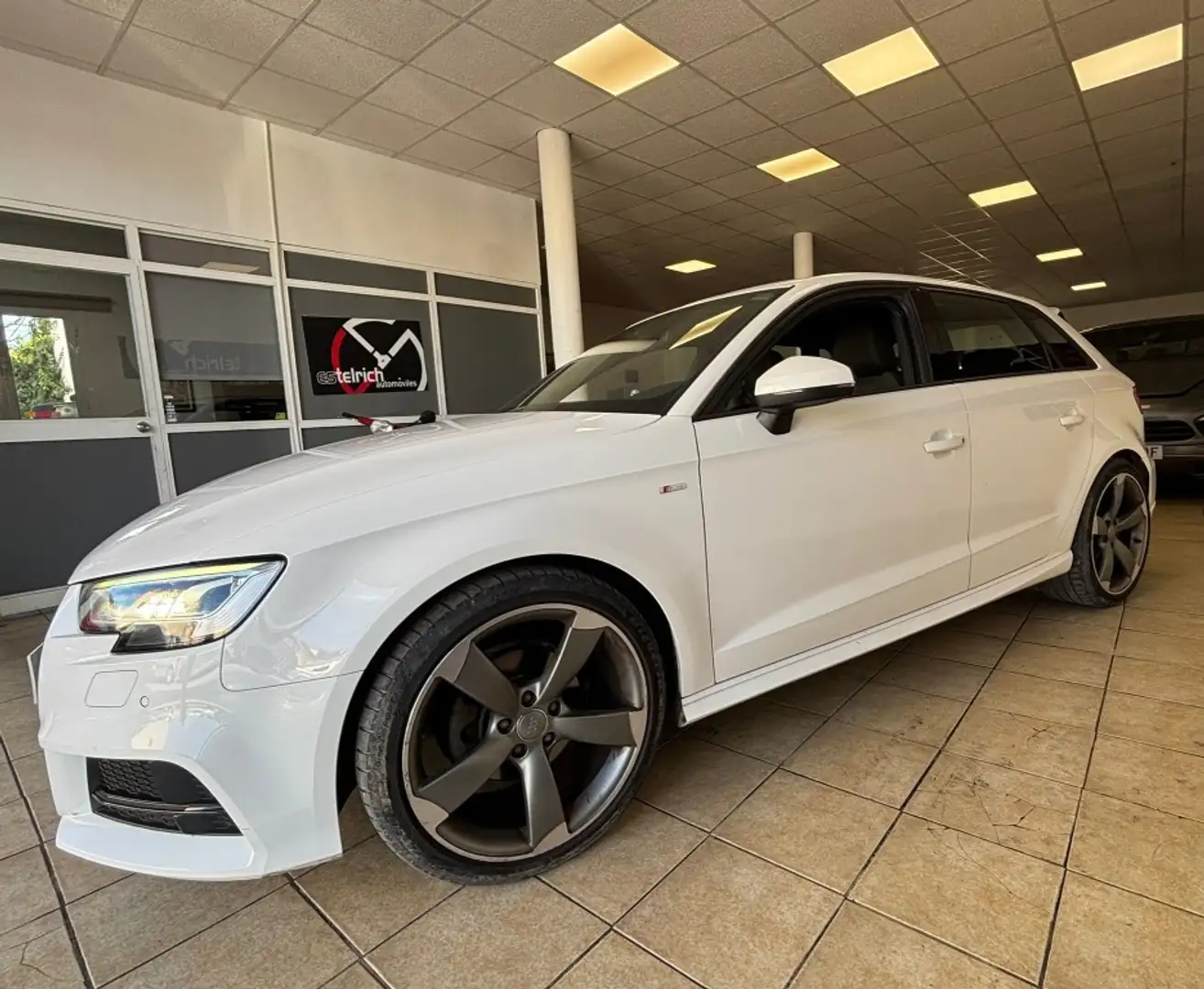 Audi A3 Sportback 30 TDI S Line 85kW Blanco - 2