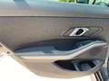 BMW 320 320e Touring Business Advantage Negro - thumbnail 23