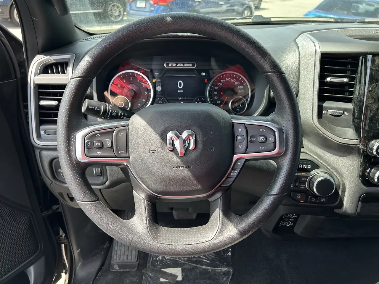 RAM 1500 снимка RAM 1500
