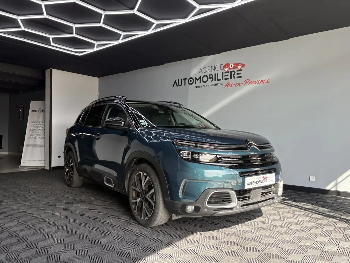 Citroen C5 Aircross 1.5 BlueHDi EAT8 S&S 130CV SHINE PACK Blau - 1