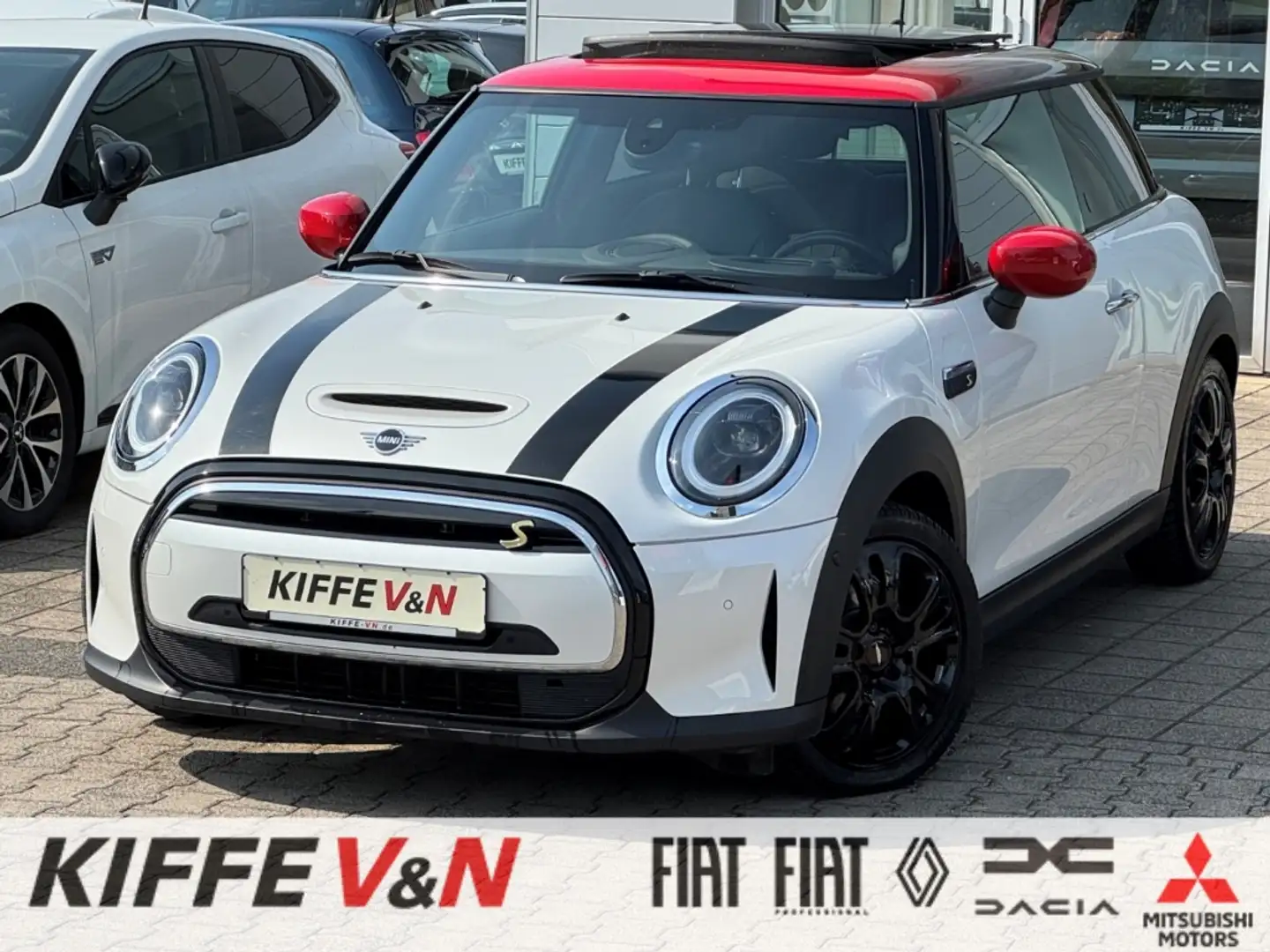 MINI Cooper SE HUD PANO KAMERA H/K KEYLESS WÄRMEPUMPE Weiß - 1