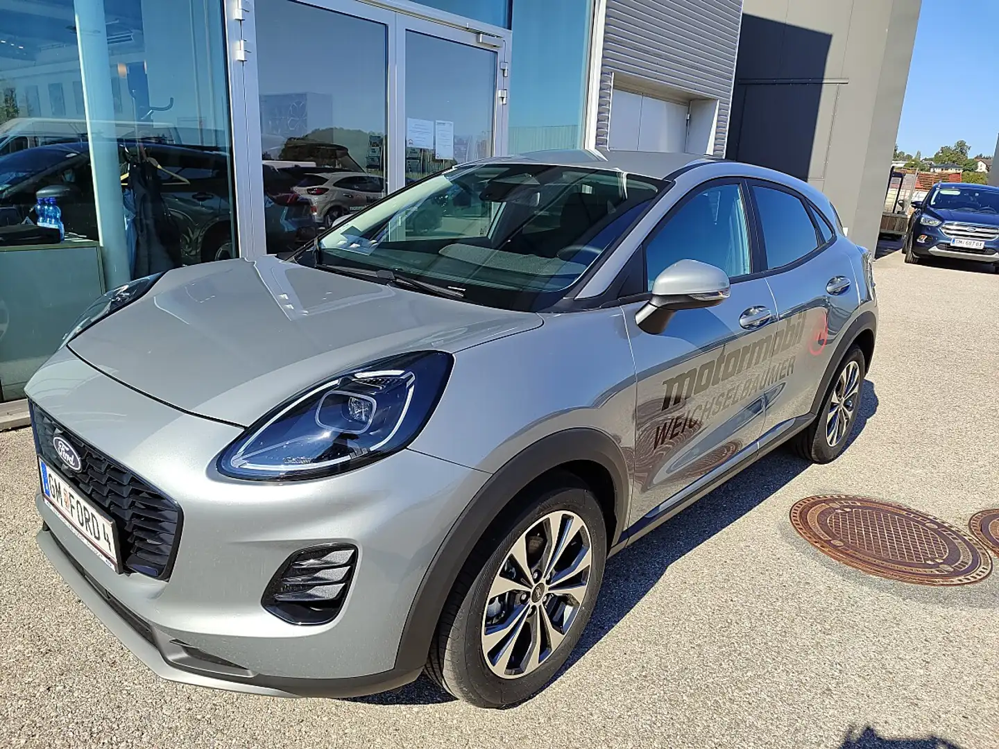 Ford Puma 1,0 EcoBoost Hybrid Titanium Silber - 1