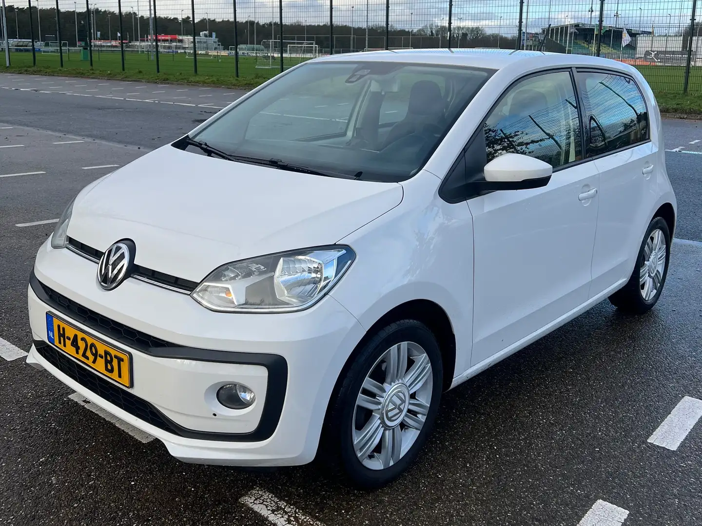 Volkswagen up! up! 1.0 BMT high Wit - 1