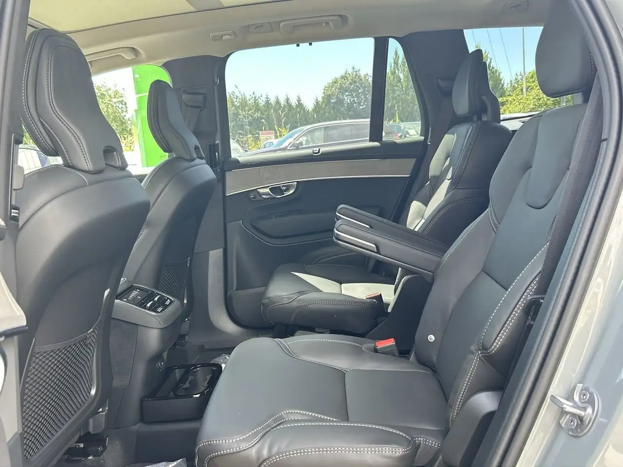 Volvo XC90 снимка Volvo XC90