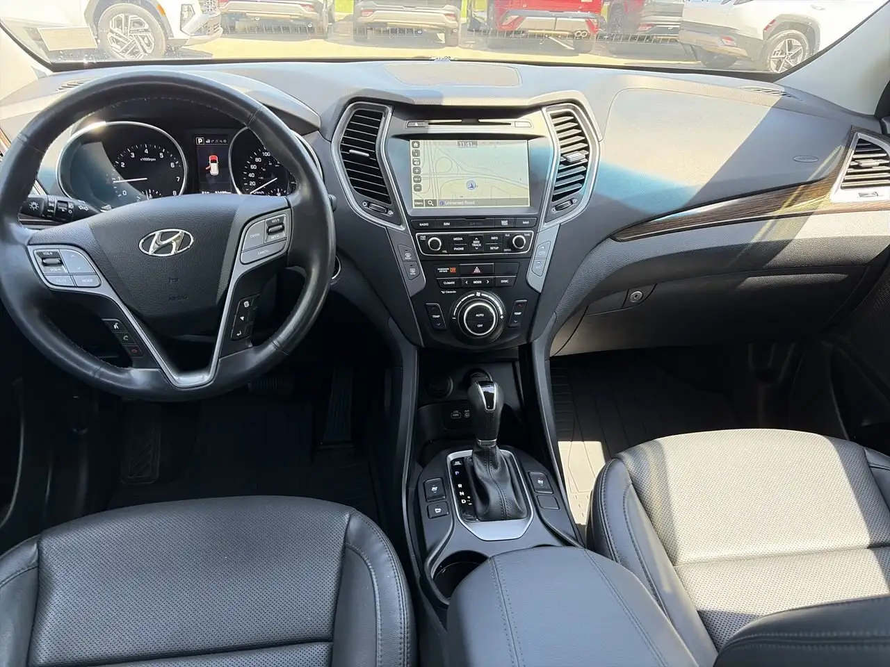 Hyundai SANTA FE photo Hyundai SANTA FE