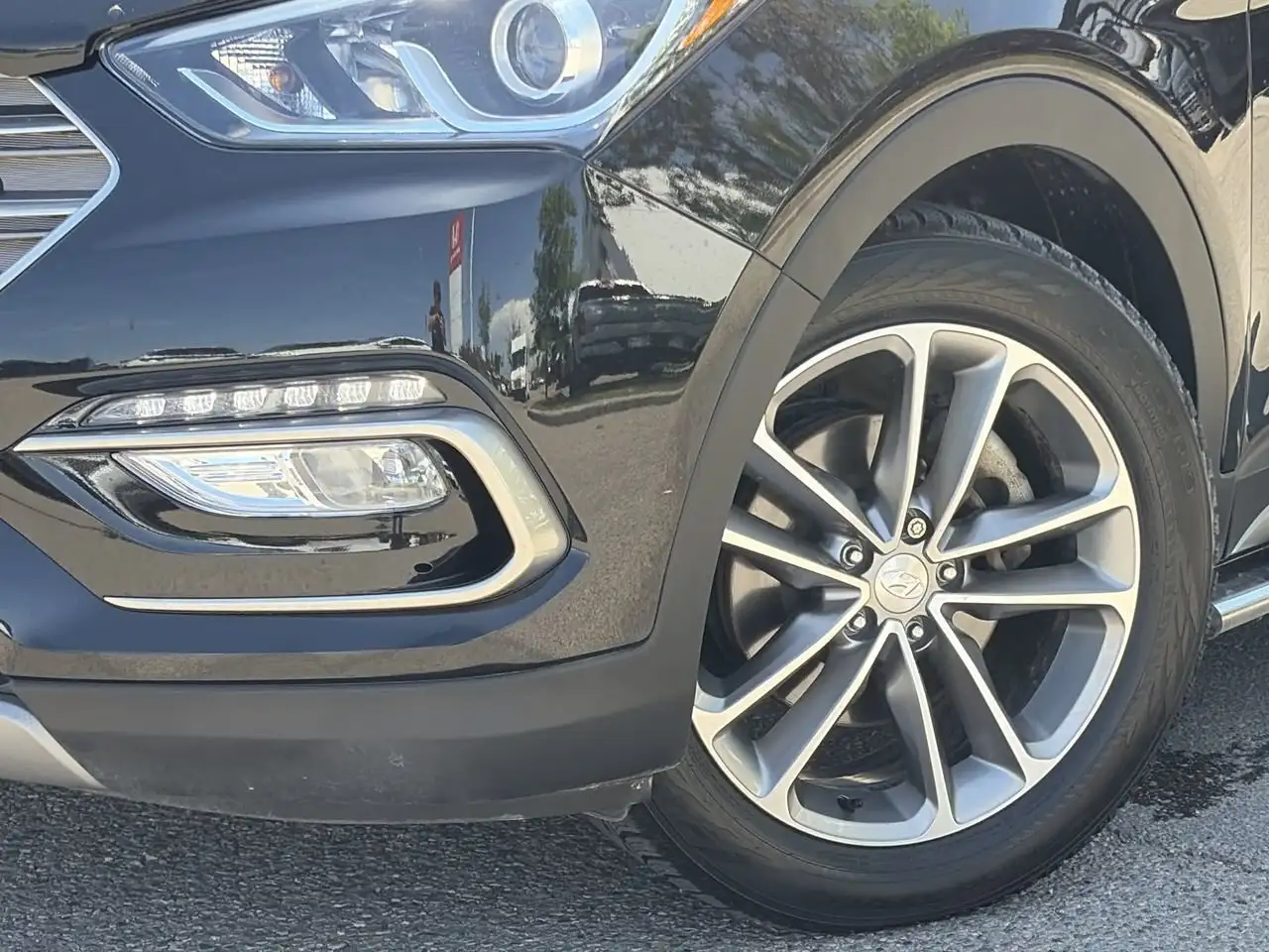 Hyundai SANTA FE photo Hyundai SANTA FE