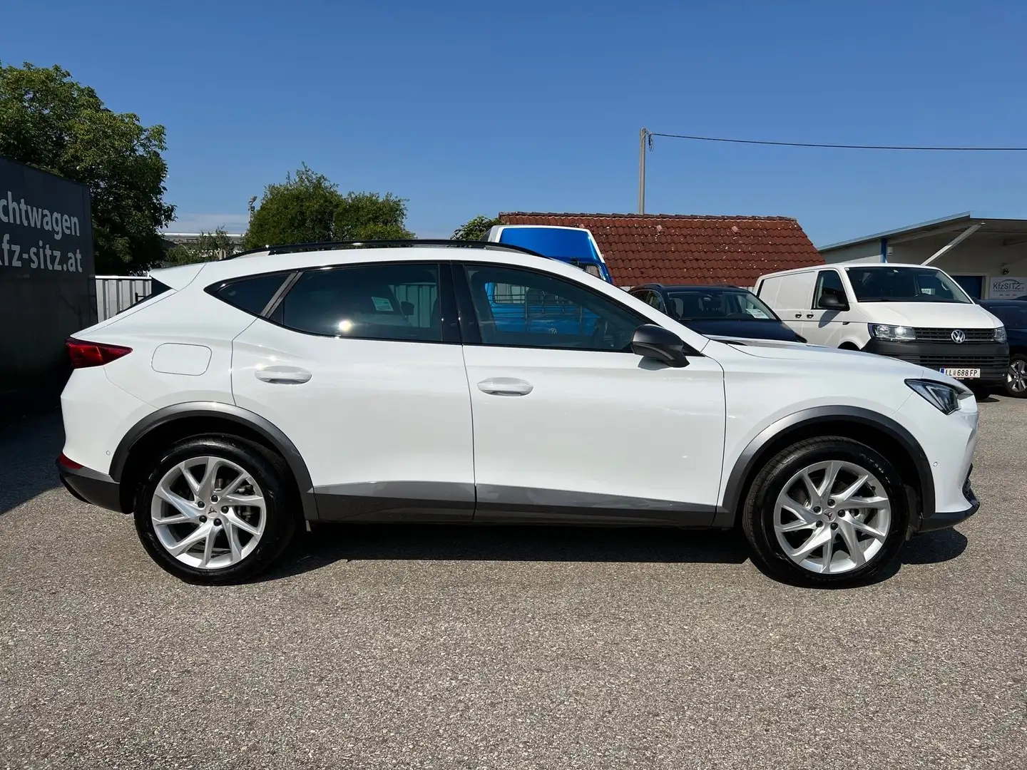 CUPRA Formentor 1,5 TSI DSG | ACC/NAVI Weiß - 2