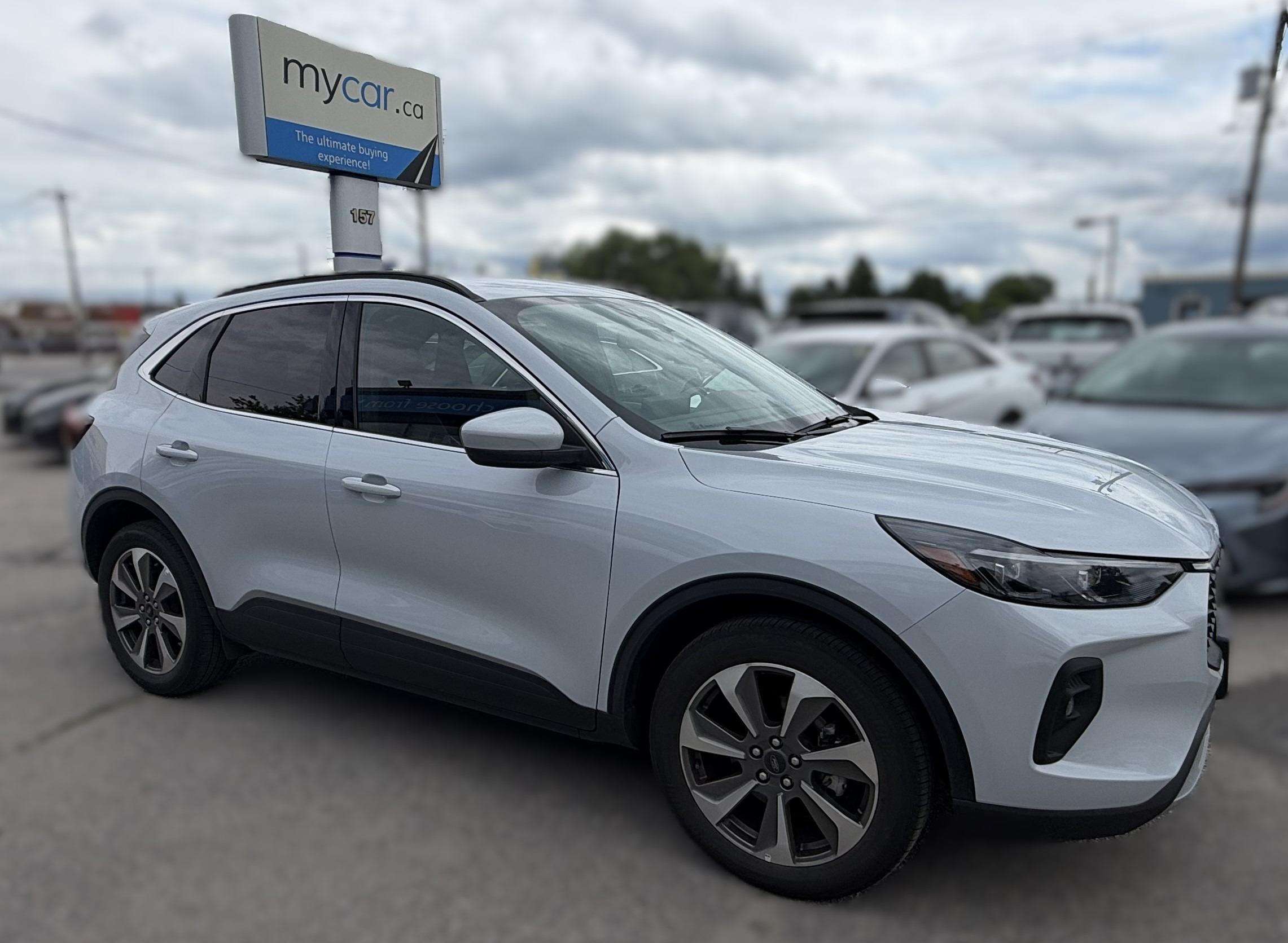 2025 Ford Escape Platinum