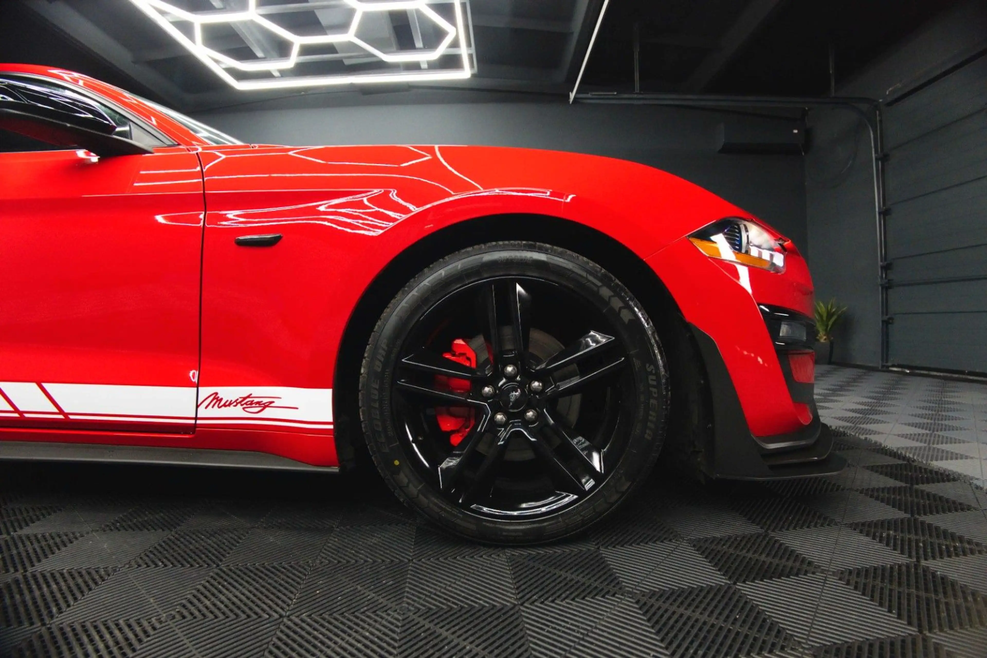 Ford Mustang Shelby GT 500 Coupe Performance LED — photo 12