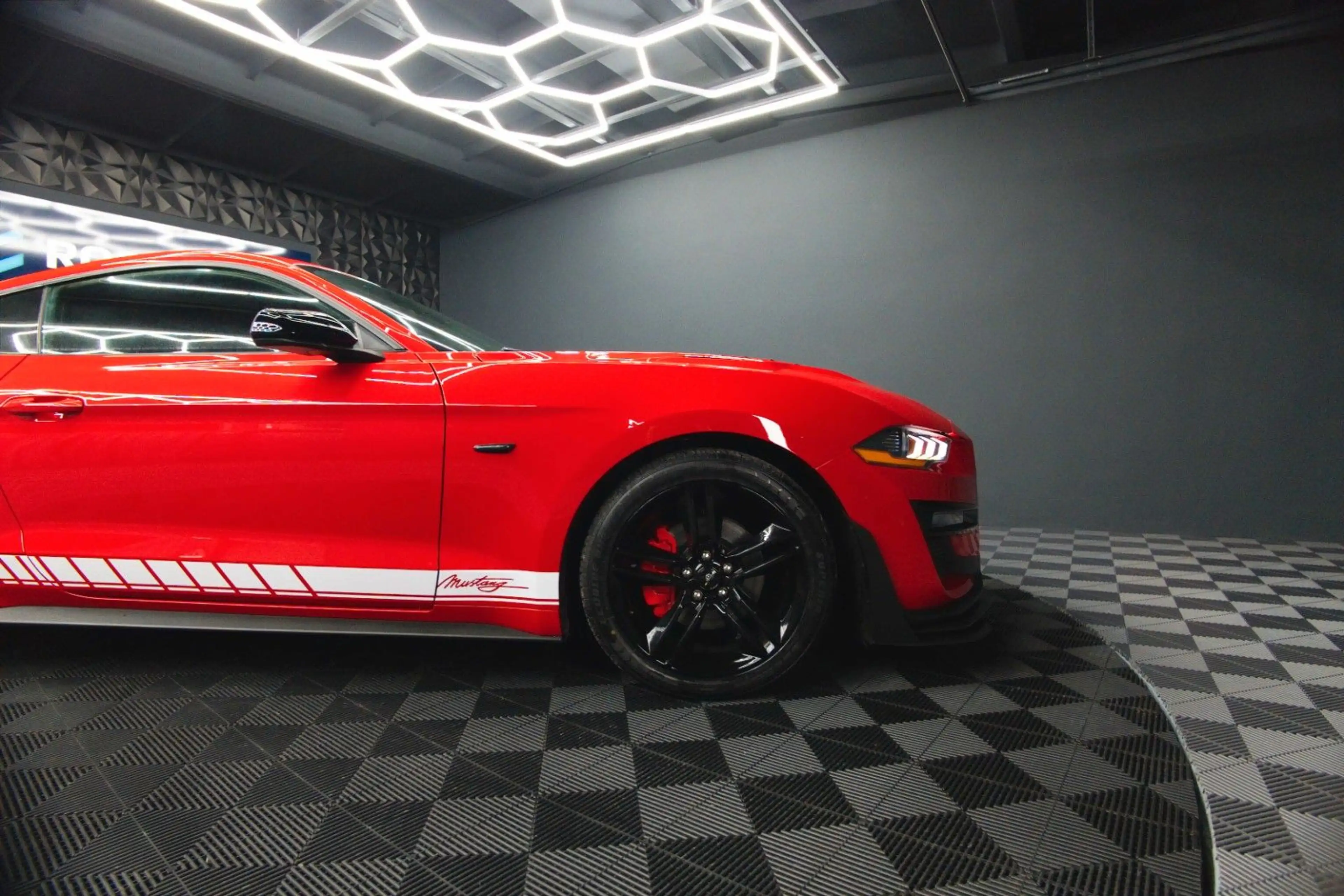 Ford Mustang Shelby GT 500 Coupe Performance LED — photo 11