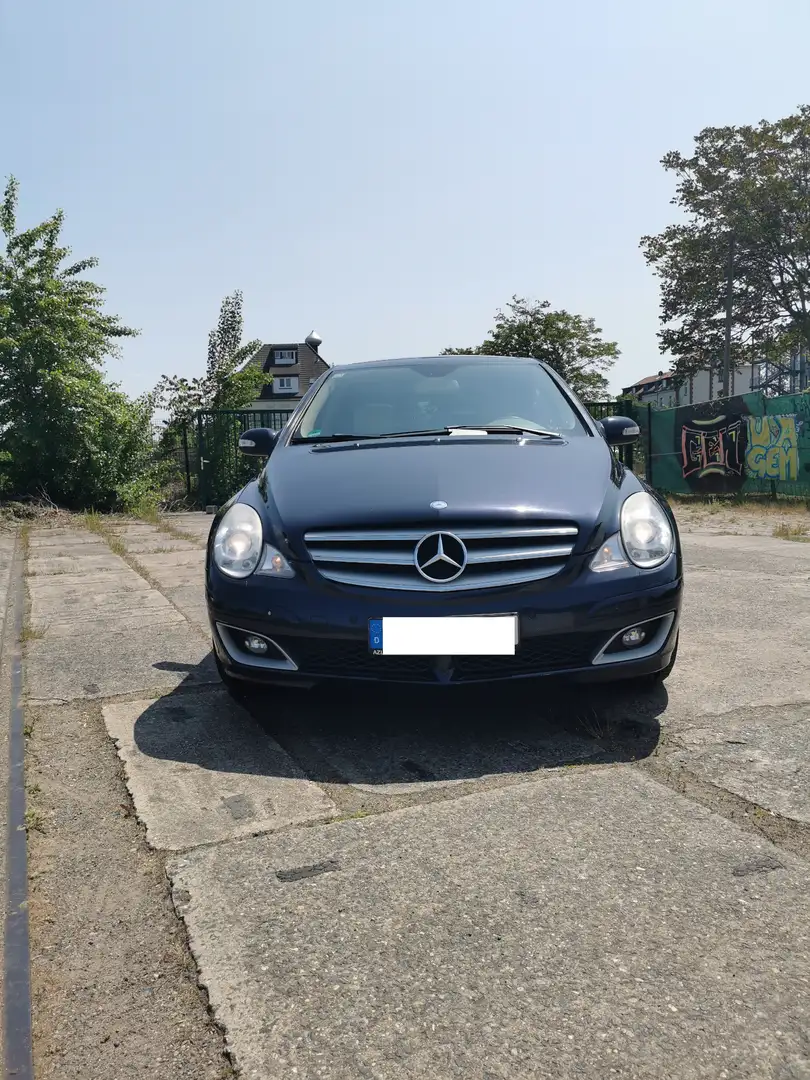Mercedes-Benz R 500 R 500 4MATIC, 8-Zylinder, 306 PS, AMG-Styling Schwarz - 2