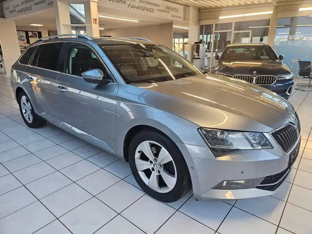 Skoda Superb Combi Style