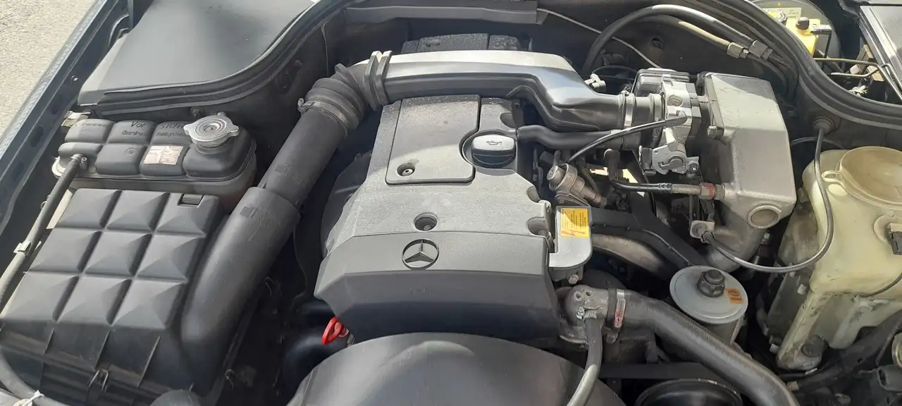 Mercedes-Benz C 180 Elegance, foto 2