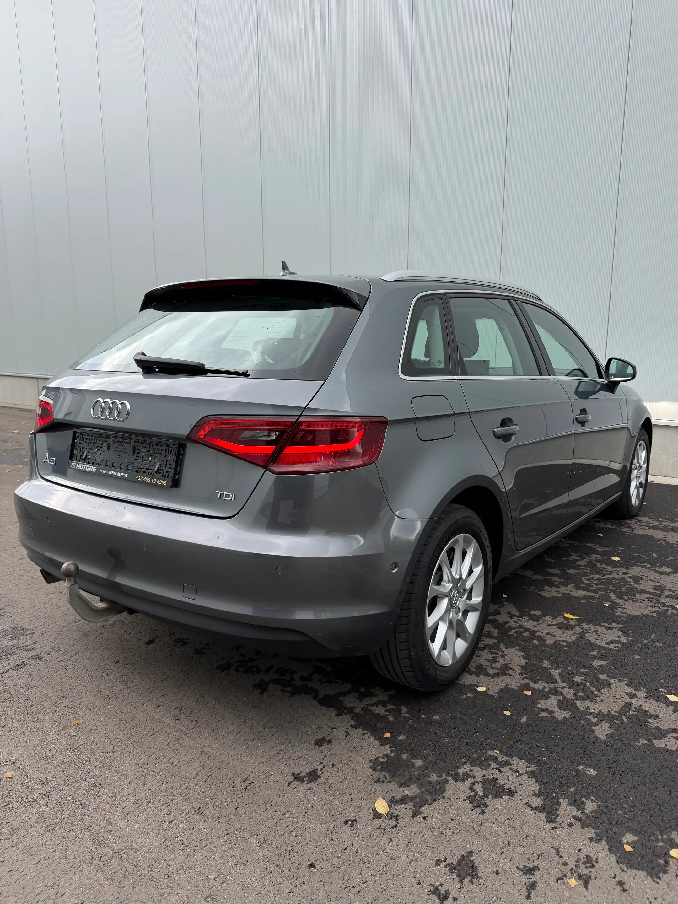 Audi A3 A3 Sportback 1.6 TDi Ambition S line S tronic — photo 4