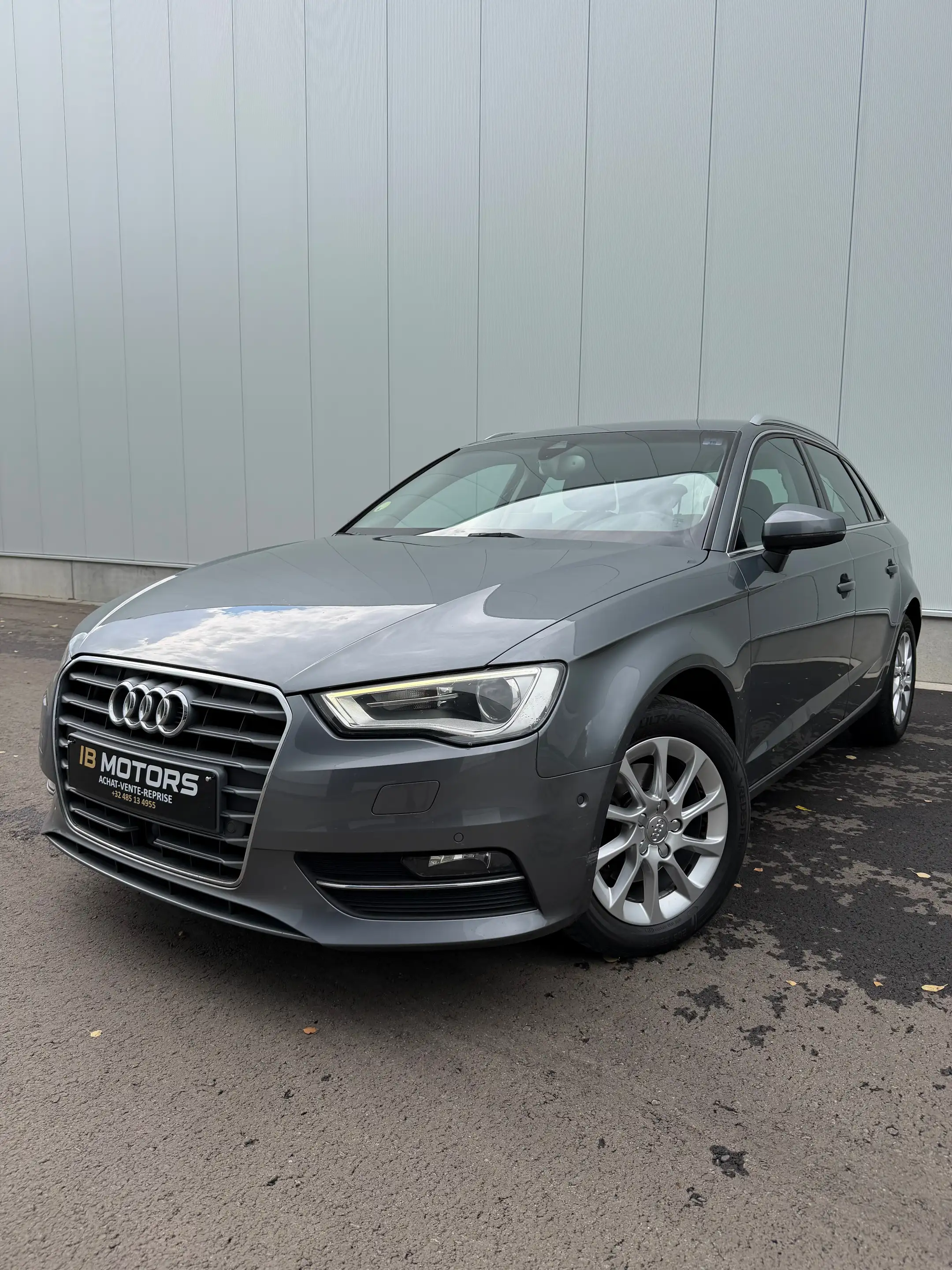 Audi A3 A3 Sportback 1.6 TDi Ambition S line S tronic
