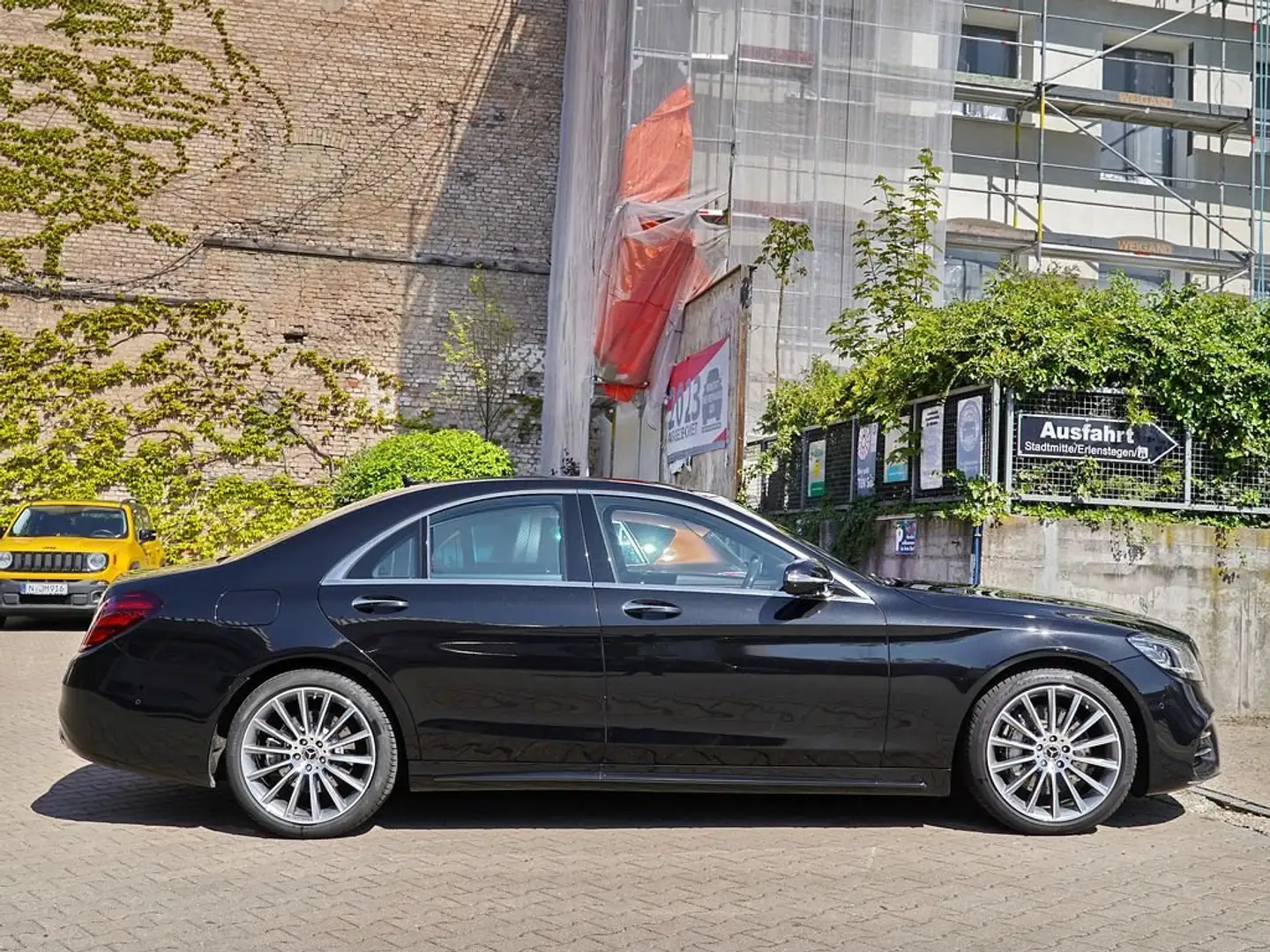 Mercedes-Benz S 350 d4Matic AMG-Line | MwSt ausw. | TV | PANO | CHAUFF Schwarz - 2