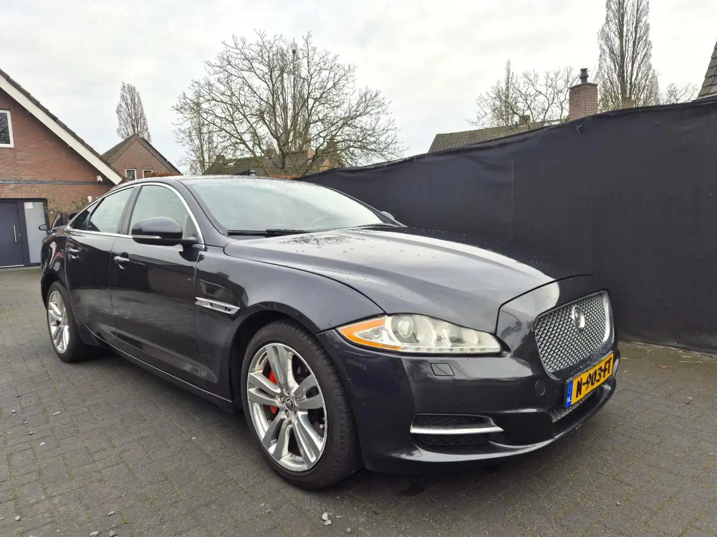 Jaguar XJ 5.0 V8 Portfolio Automaat Panorama dak Navi Clima Grau - 2