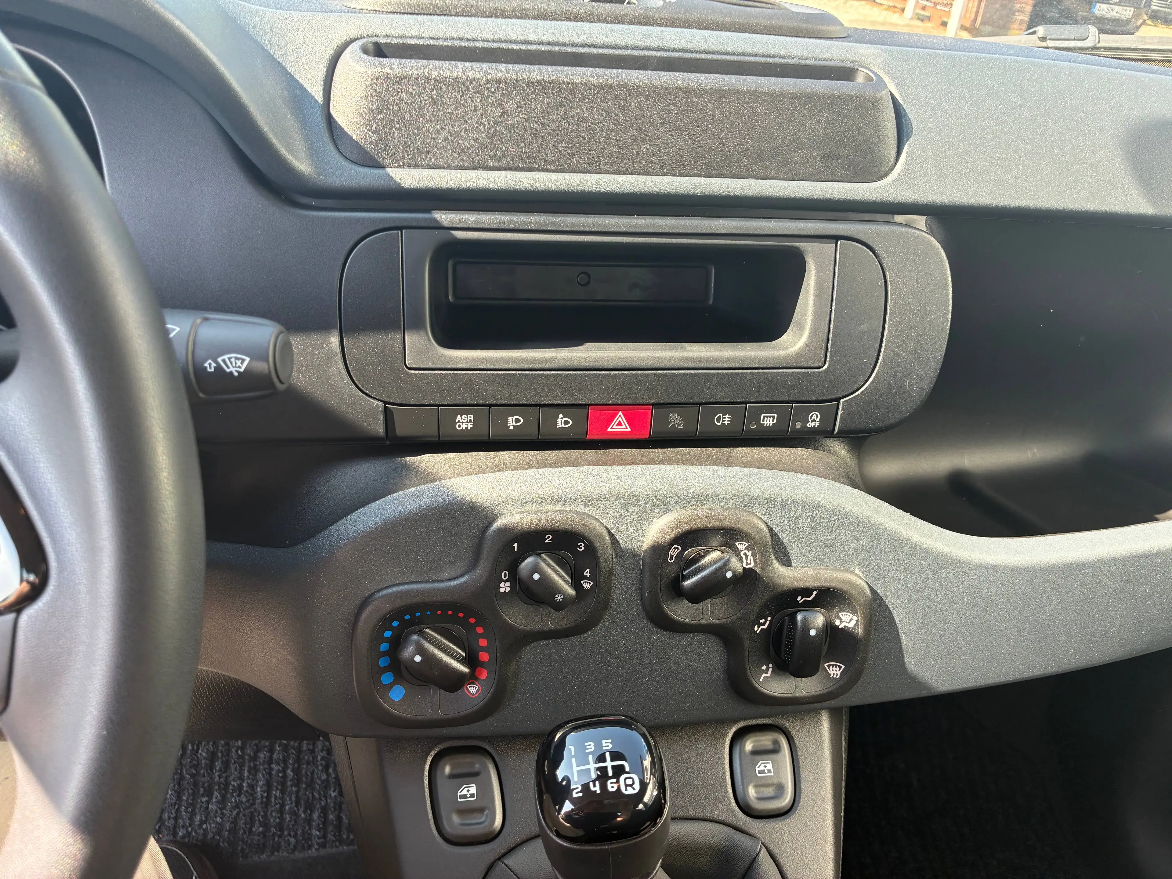 Fiat Pandina 1.0 GSE Hybrid 48 kW Pop — photo 12
