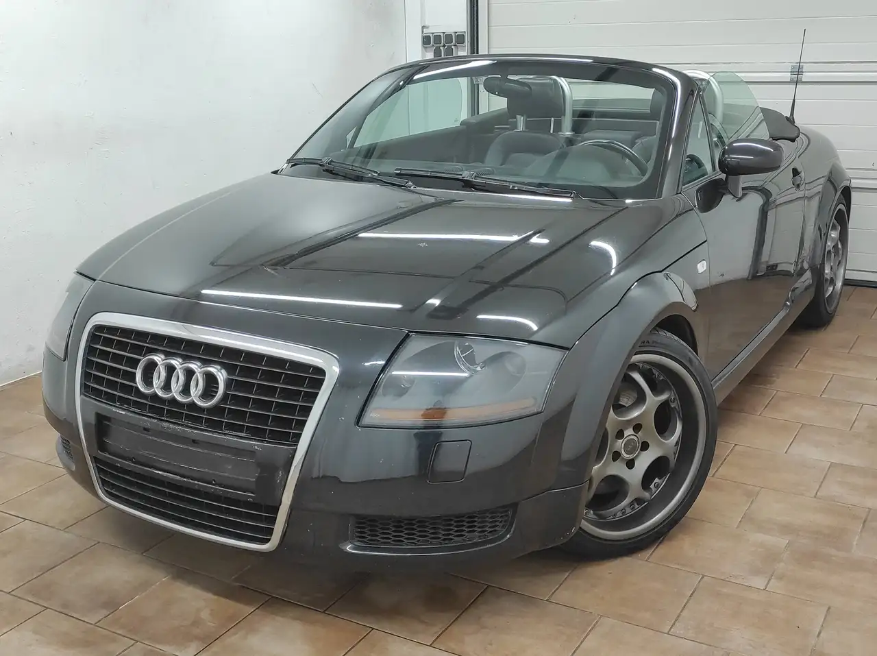 Audi TT 1.8 T 5V TURBO CABRIO KLIMAA SHZ BOSE ESP Roadster, foto 1