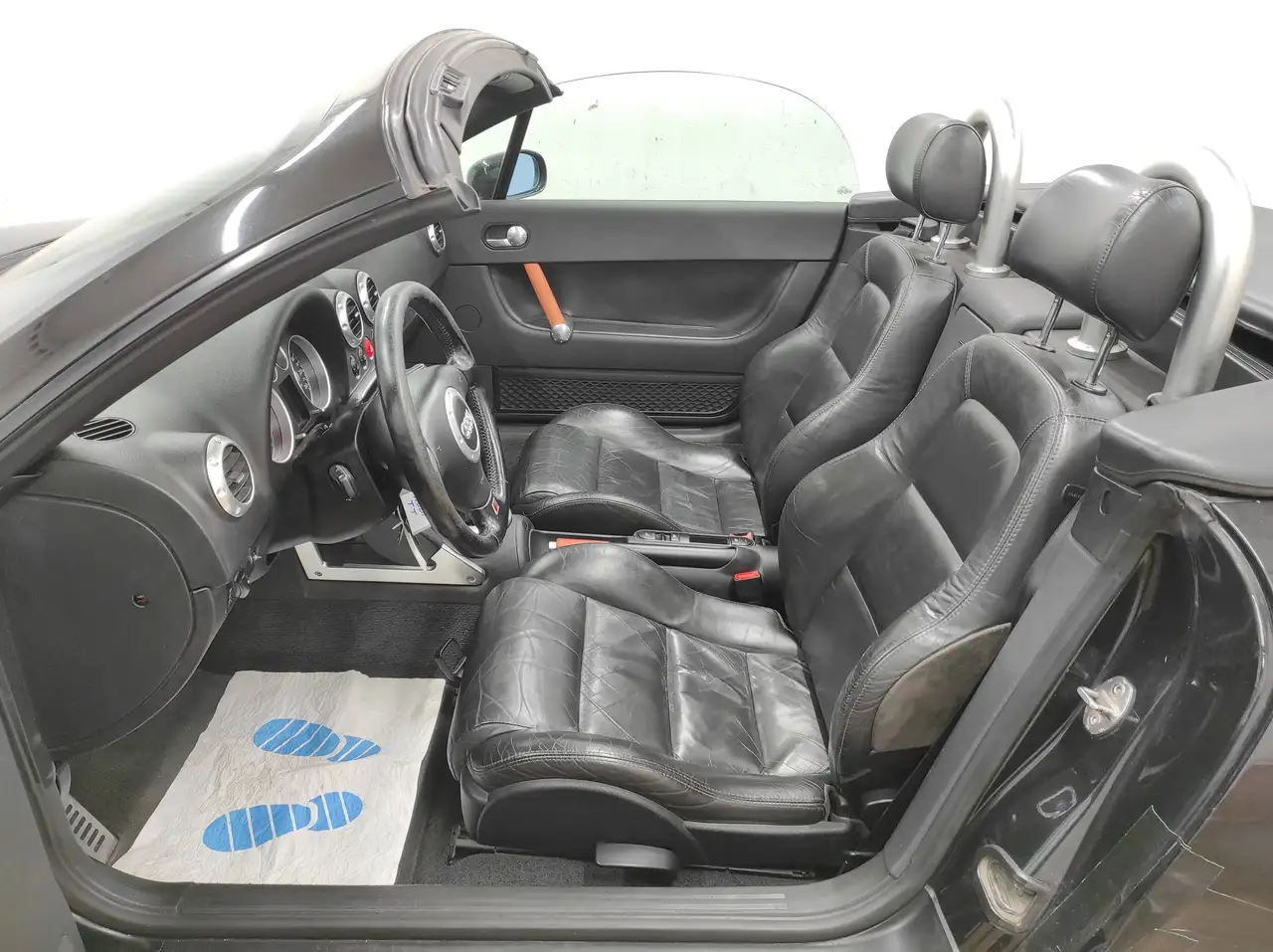 Audi TT 1.8 T 5V TURBO CABRIO KLIMAA SHZ BOSE ESP Roadster, foto 10