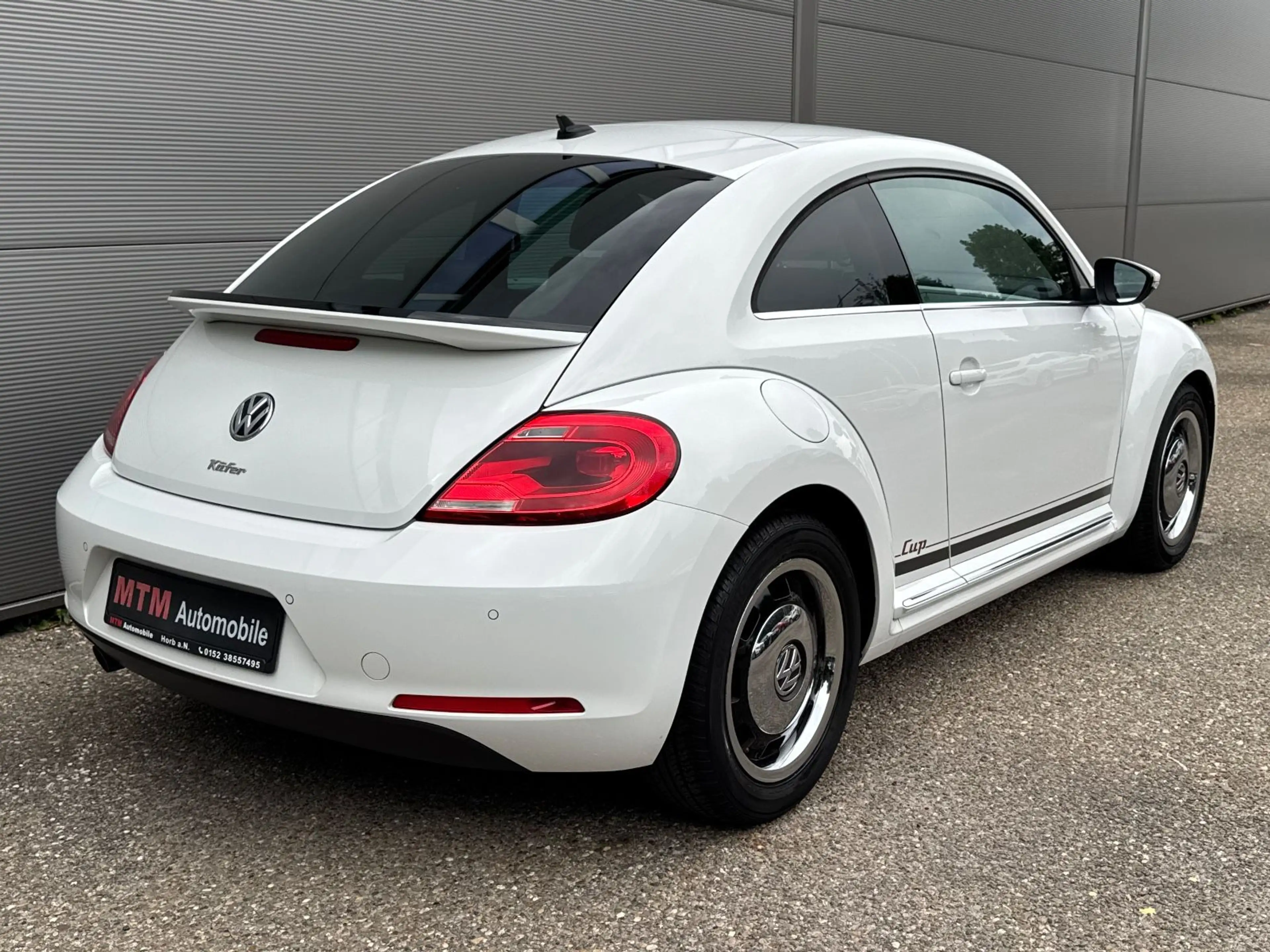 Volkswagen Beetle 1.2 TSI Cup BMT Navi Shz PDC — photo 4
