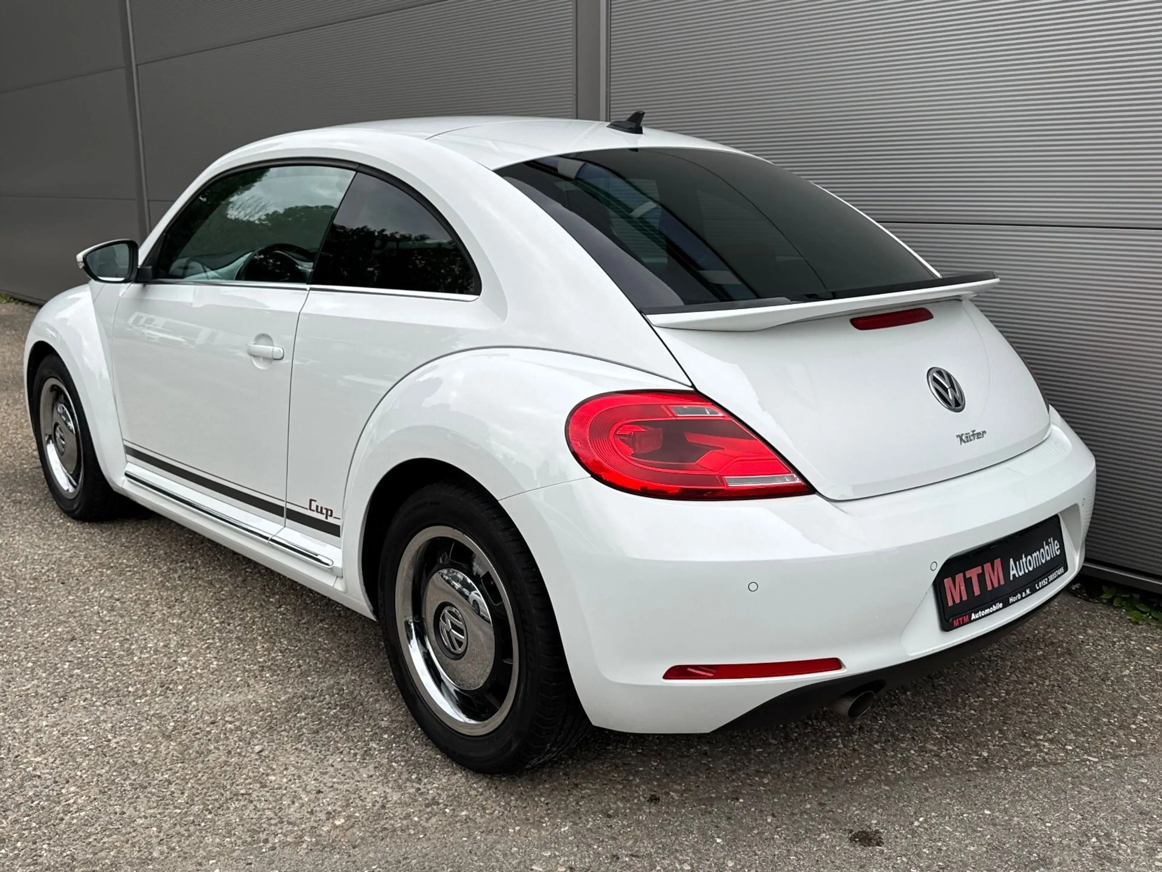 Volkswagen Beetle 1.2 TSI Cup BMT Navi Shz PDC — photo 3