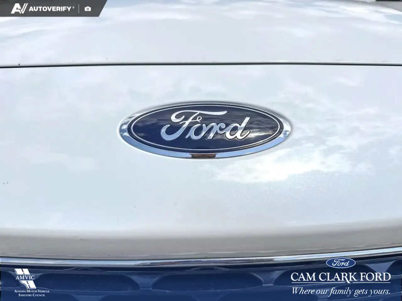 Ford Escape снимка Ford Escape