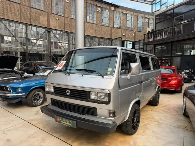 Volkswagen T3 Caravelle VR6 Schaltgetriebe 140 KW Leder