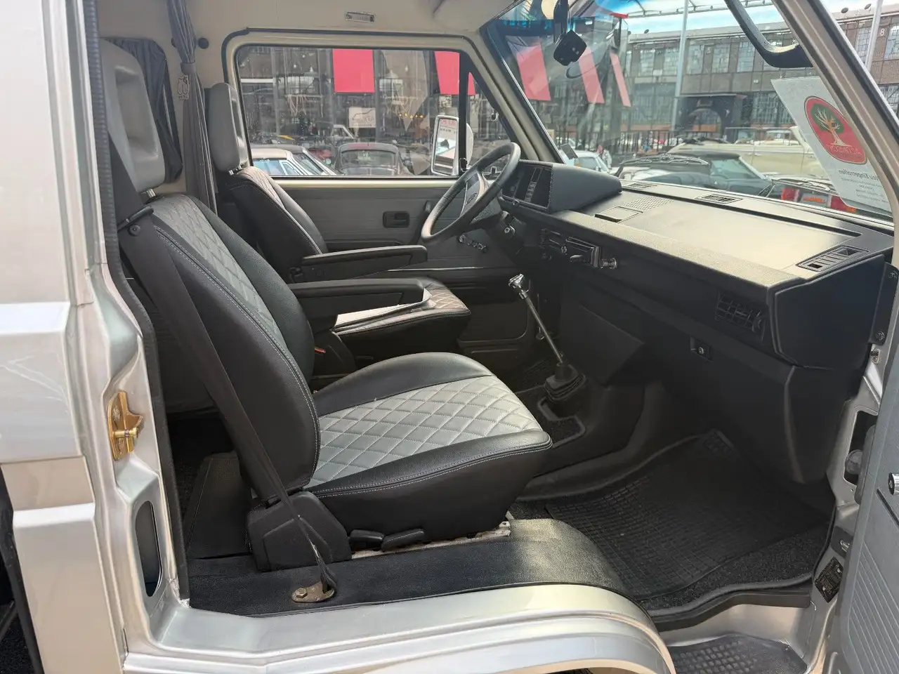 Volkswagen T3 Caravelle VR6 Schaltgetriebe 140 KW Leder, foto 12