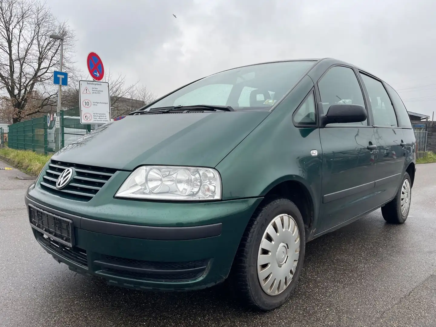 Volkswagen Sharan 1.9TDI Comfortline Vert - 1