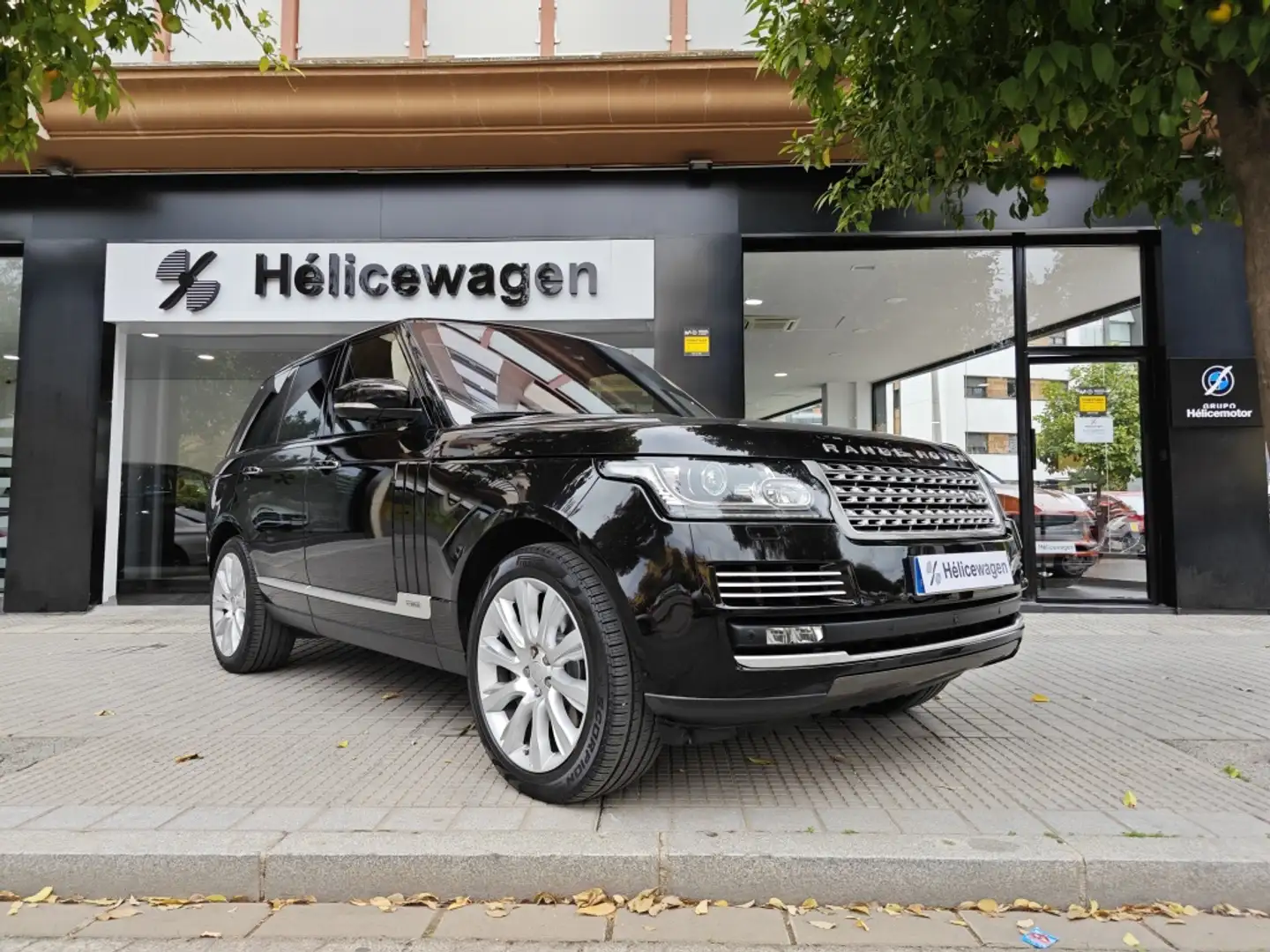 Land Rover Range Rover RR Hybrid 3.0SDV6 Autobiography 340 Schwarz - 1