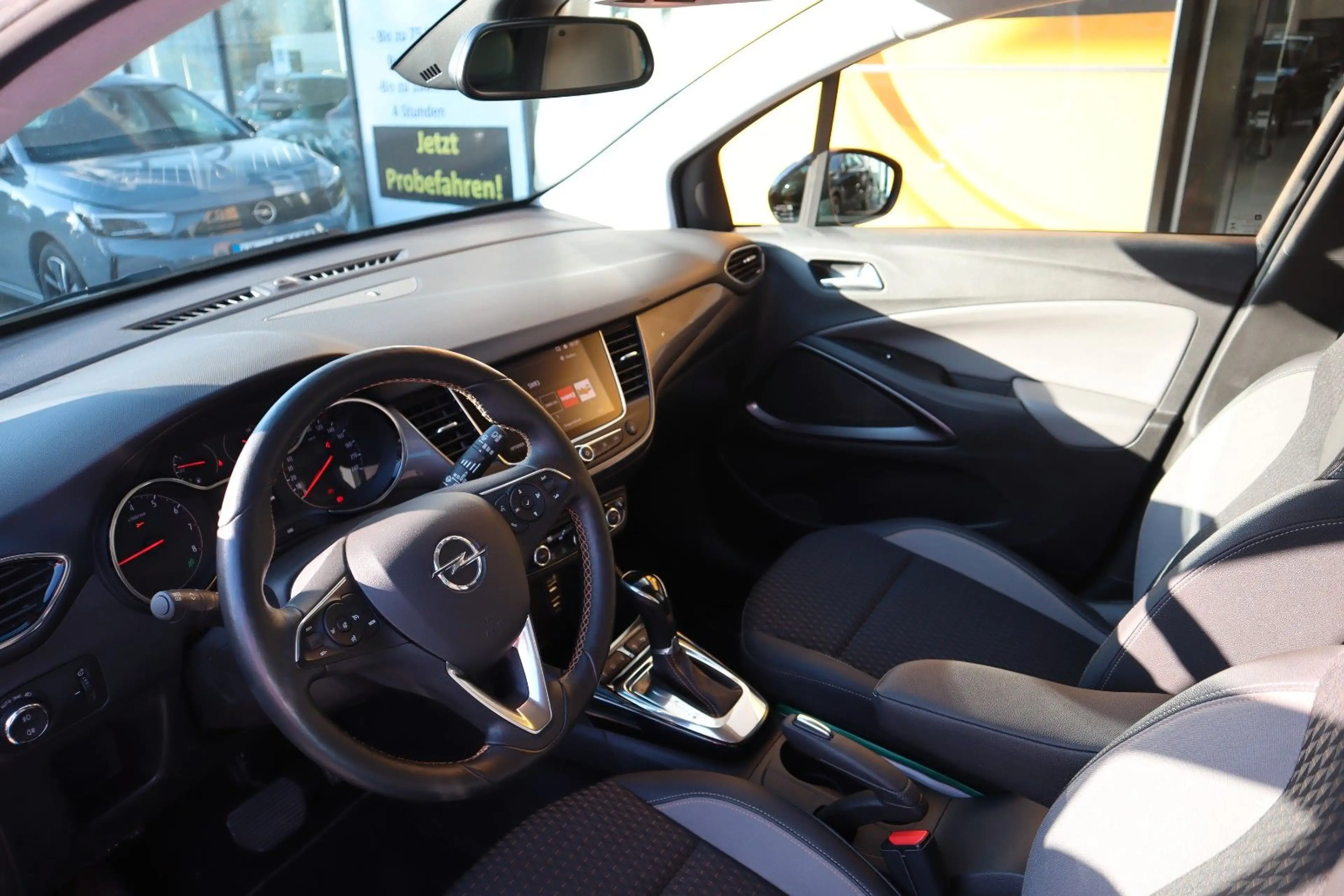 Opel Crossland X Crossland 1.2T AT6 Innovation — photo 7