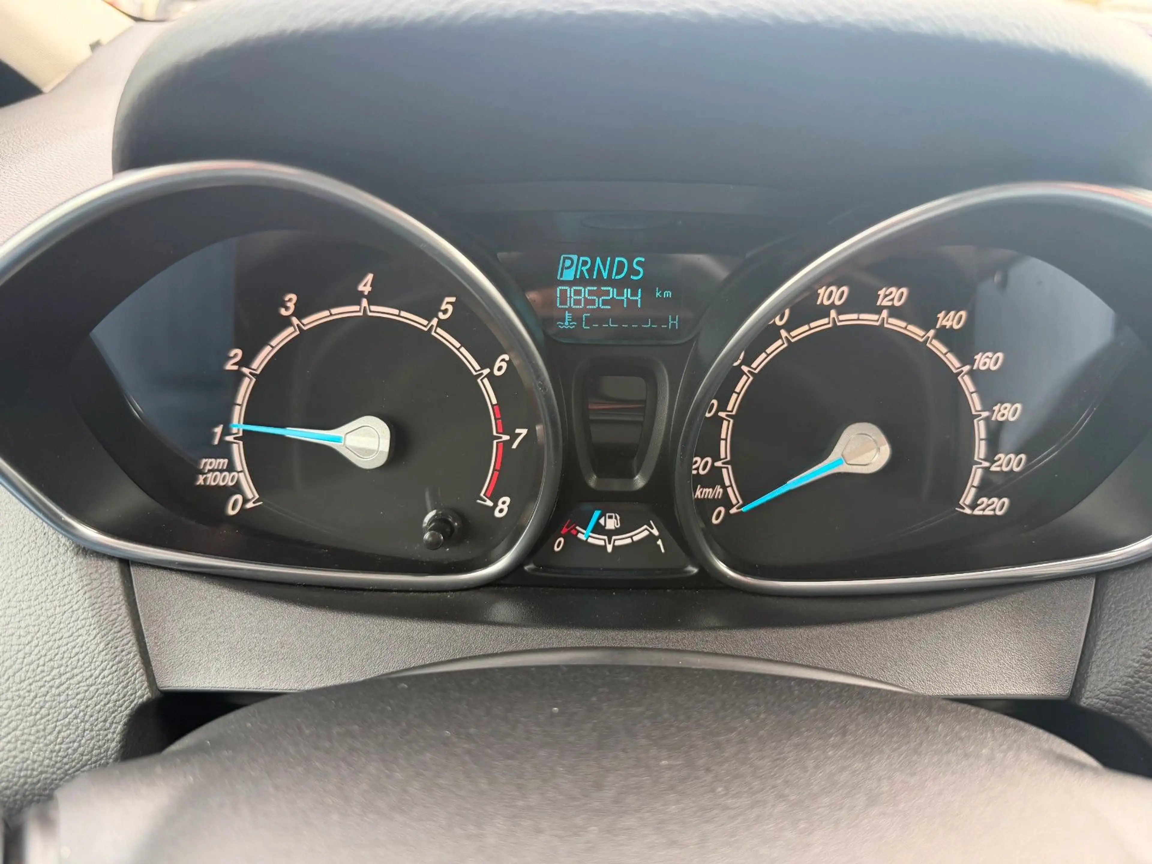 Ford B-Max B-MAX Sync Edition — photo 8