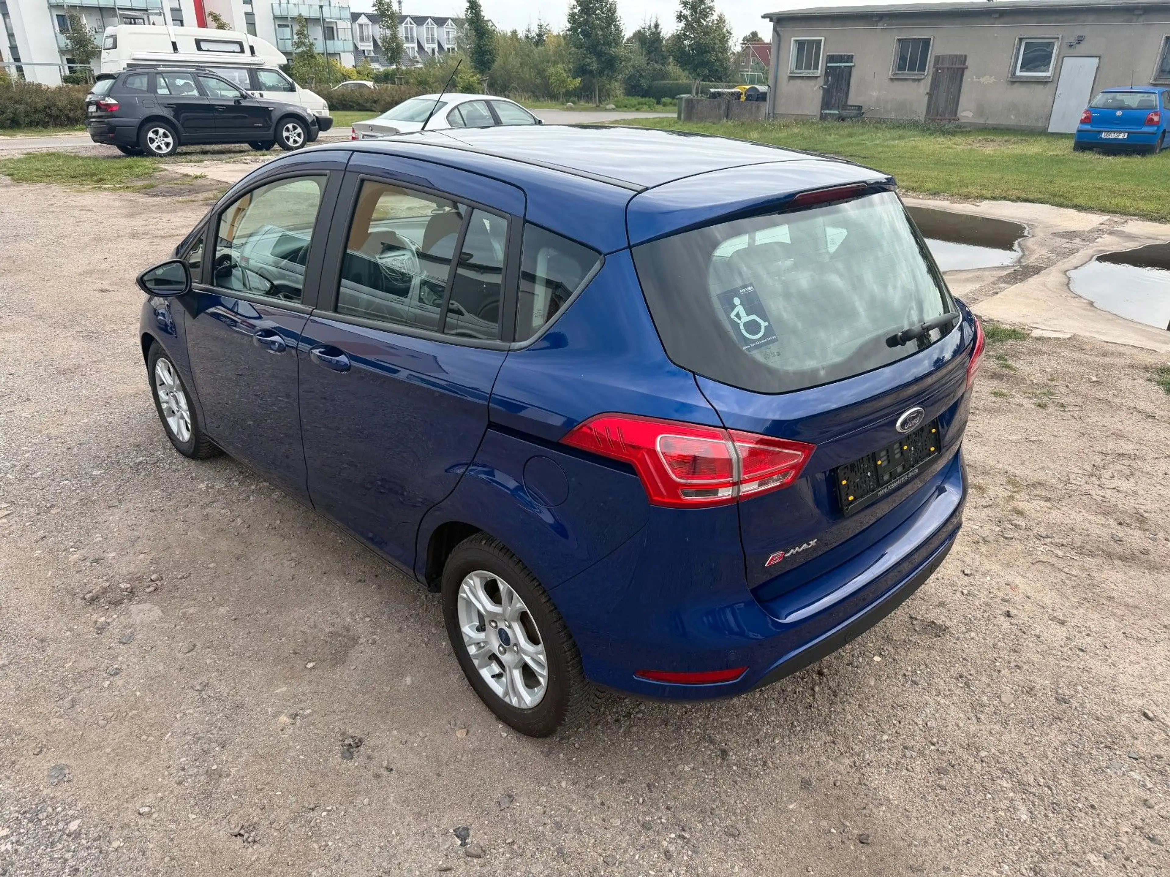 Ford B-Max B-MAX Sync Edition — photo 7