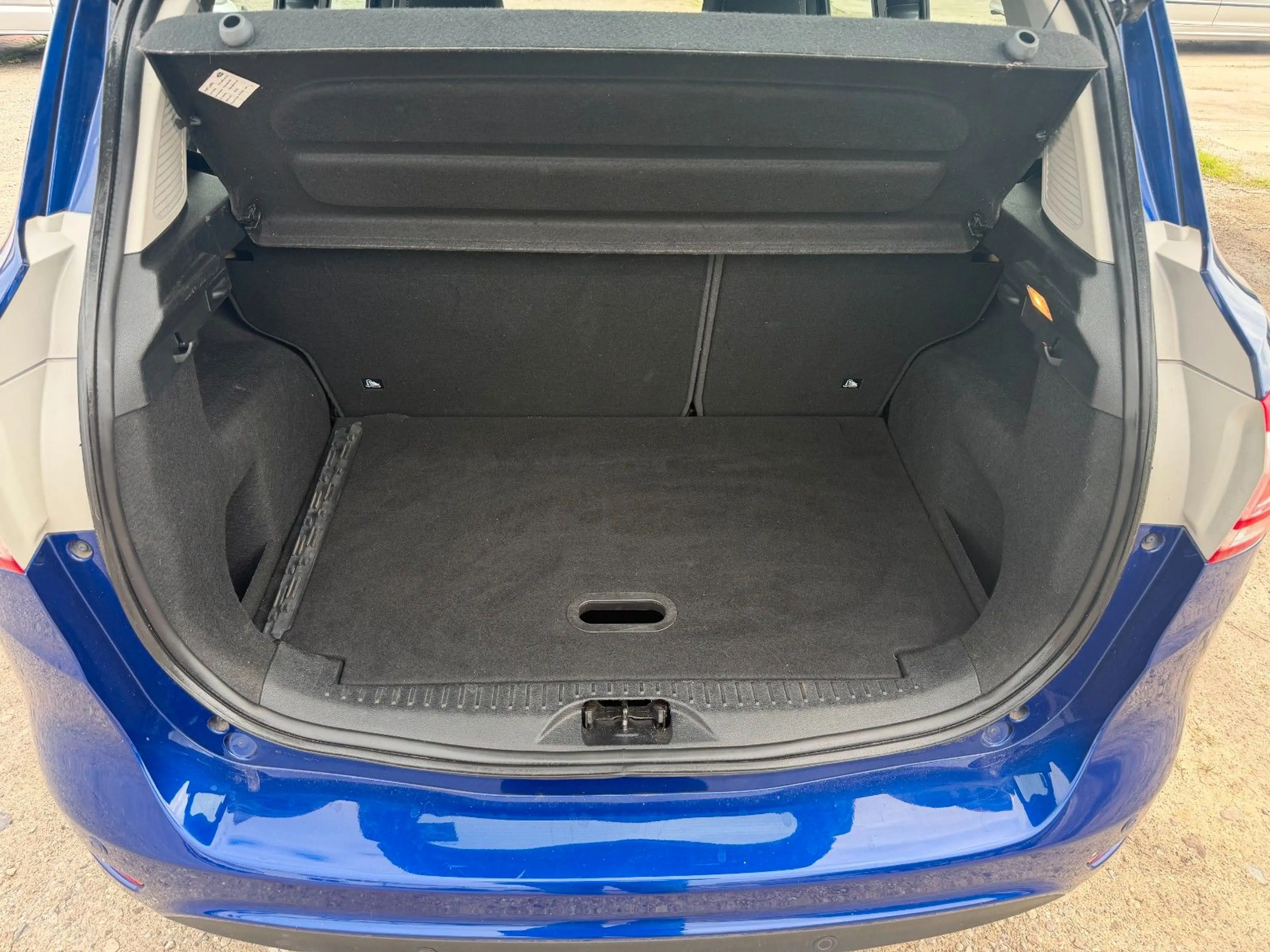 Ford B-Max B-MAX Sync Edition — photo 18