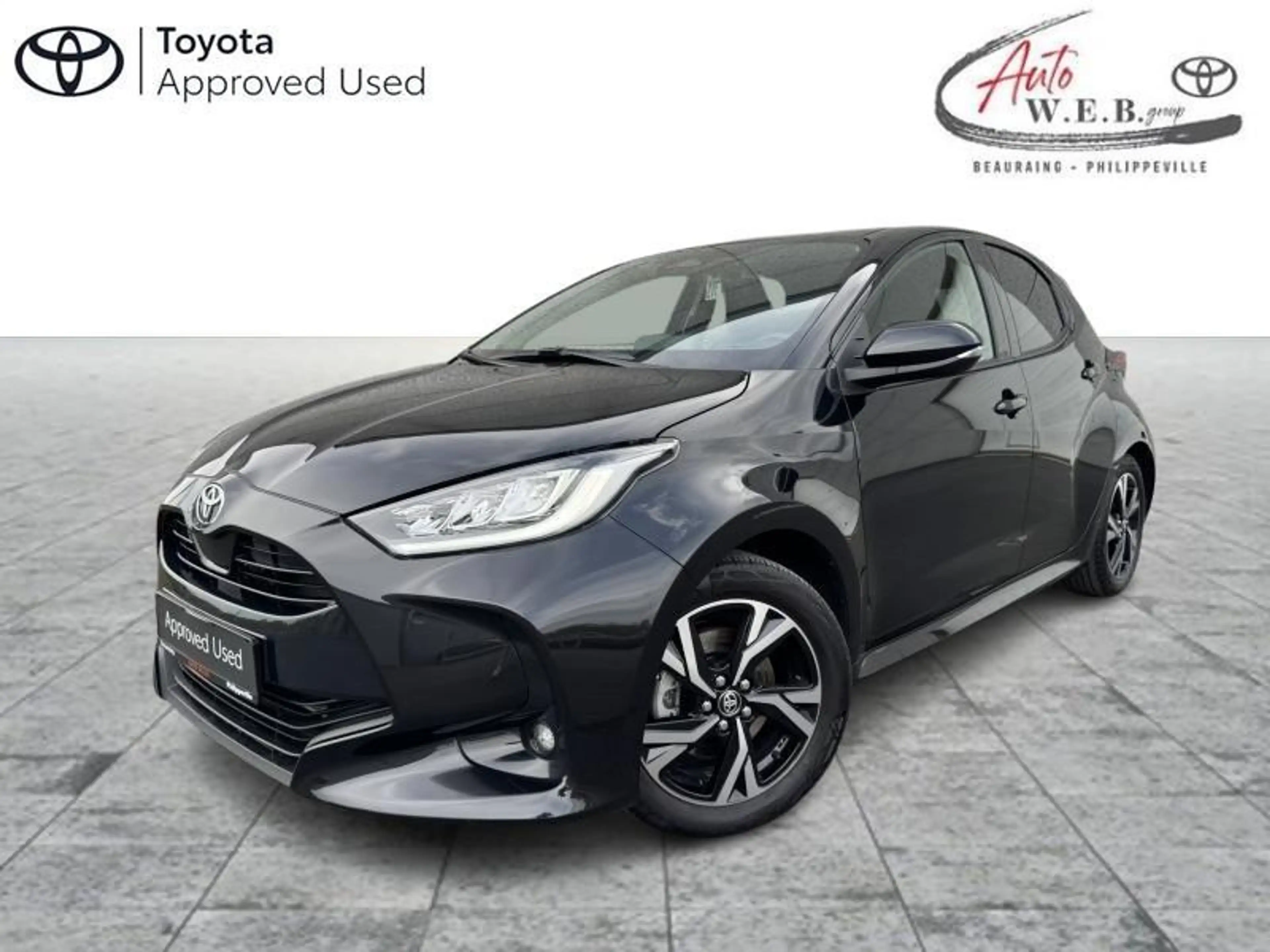 Toyota Yaris 1.5 TNGA Hybride CVT Iconic de direction !