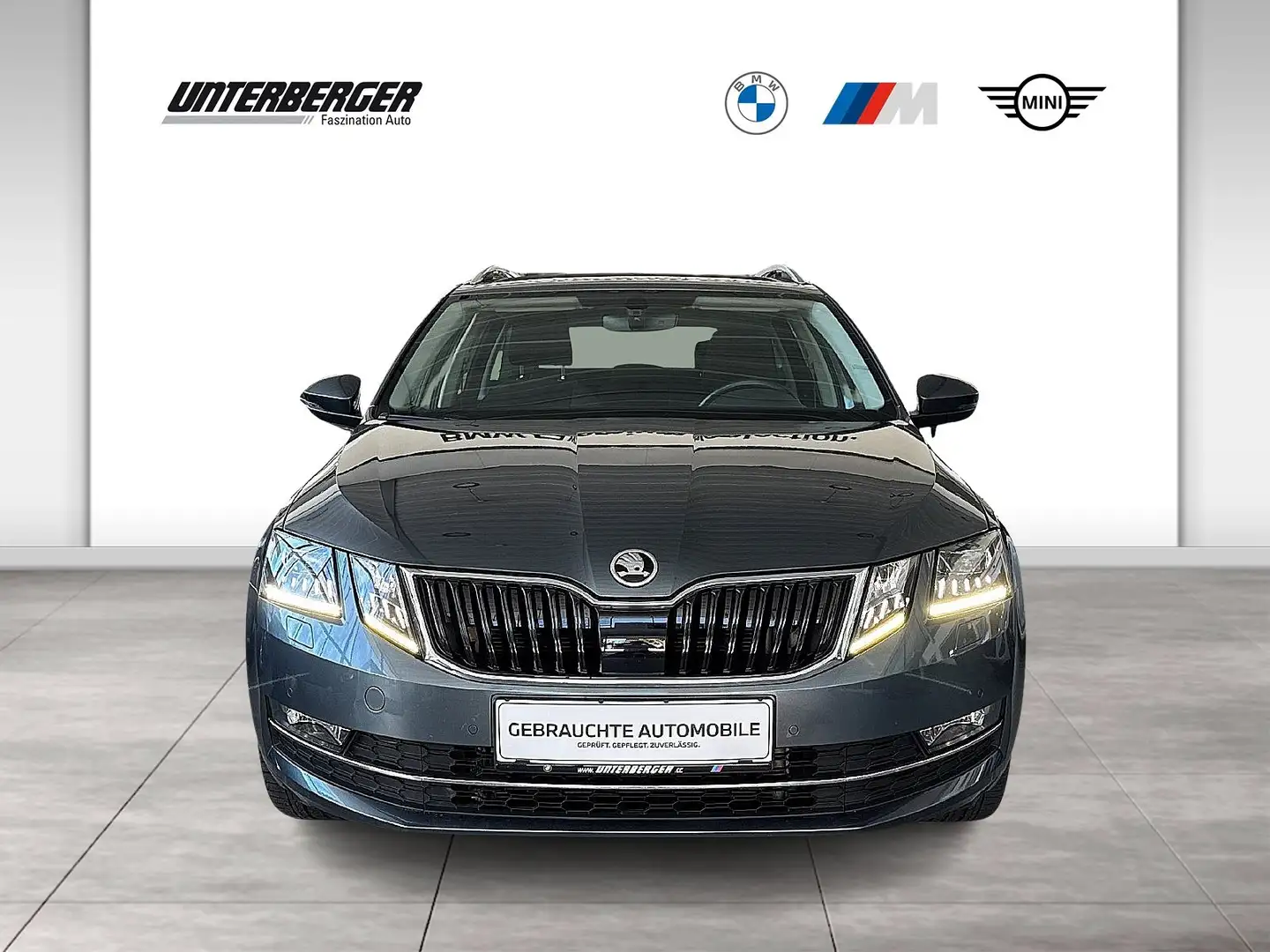 Skoda Octavia Kombi 1.5TSI Style LED AHK Grau - 2