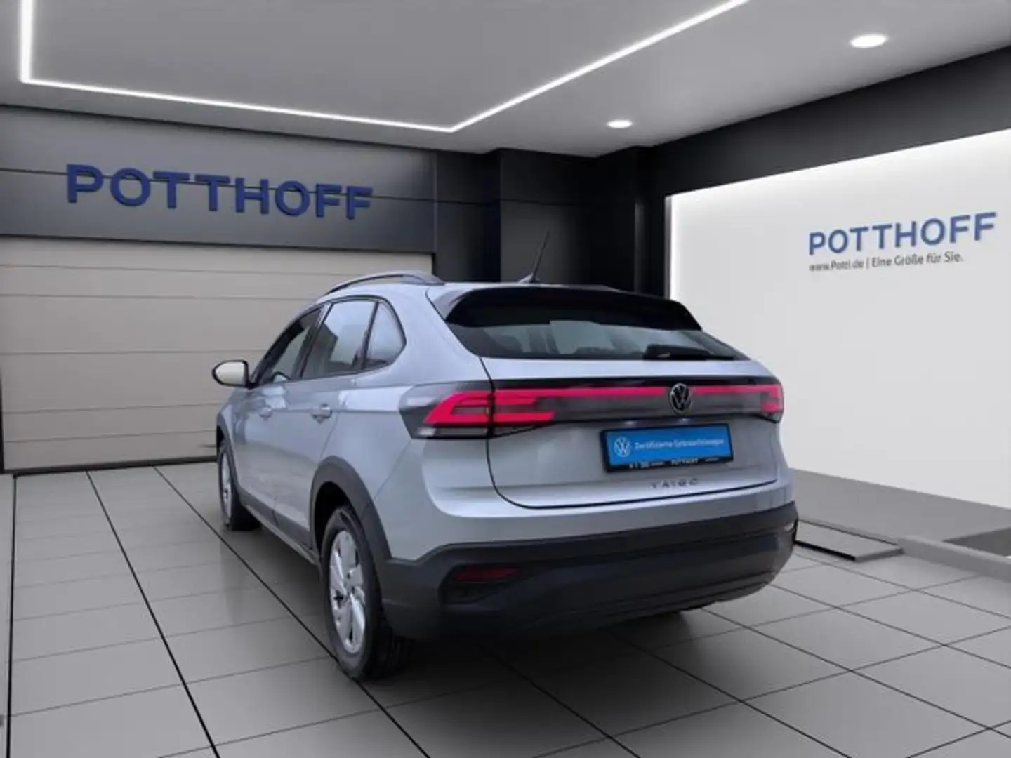 Volkswagen Taigo 1.0 TSI LIFE PDC LED SITZHZG DAB+ Silber - 2