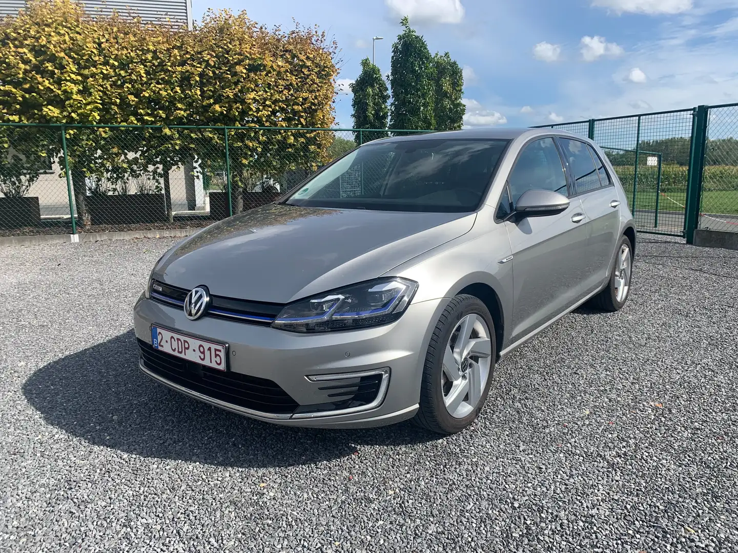 Volkswagen e-Golf e-Golf Plateado - 1