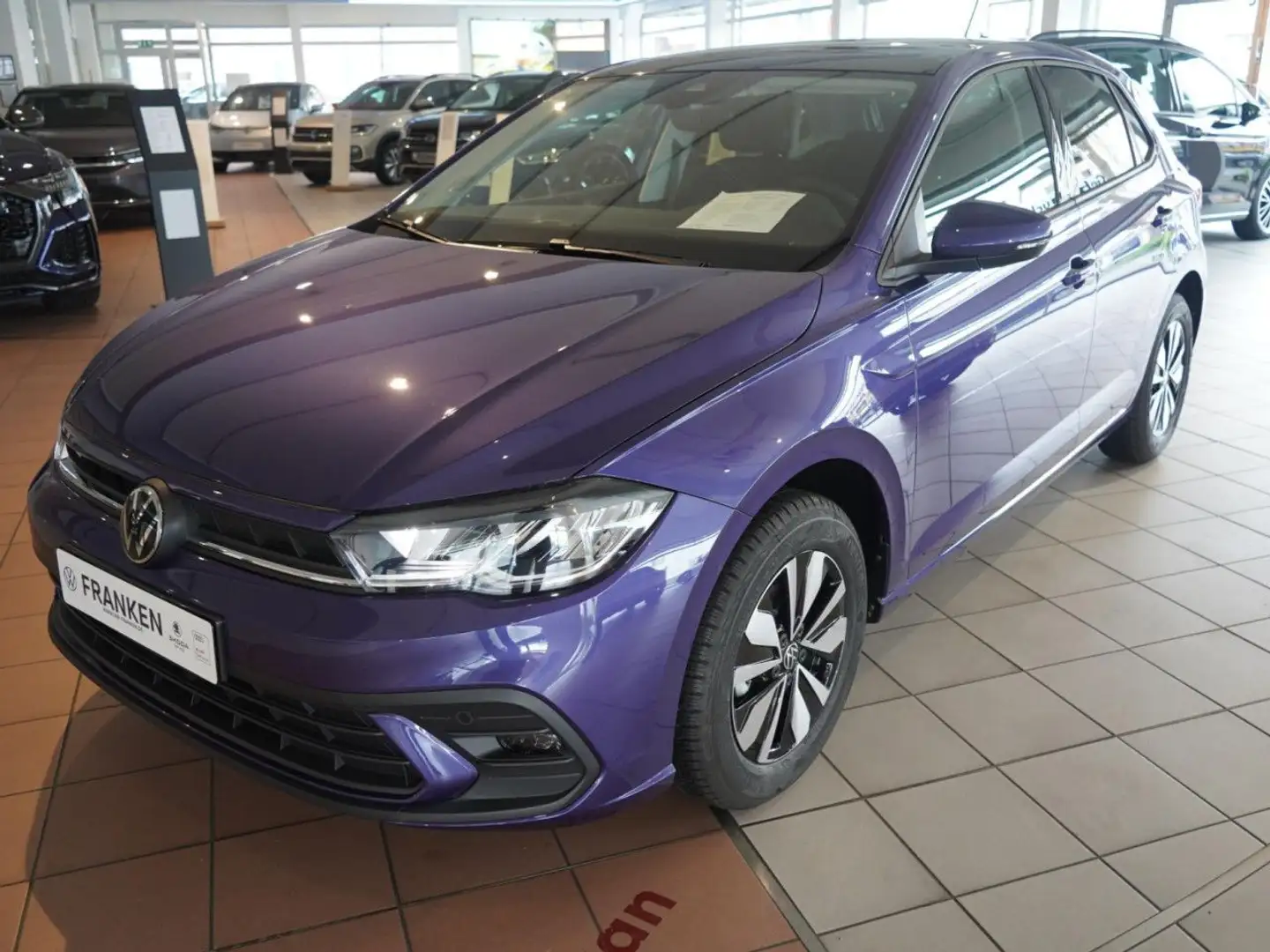 Volkswagen Polo MOVE TSI KAMERA PANO LED Navigation über Violett - 2