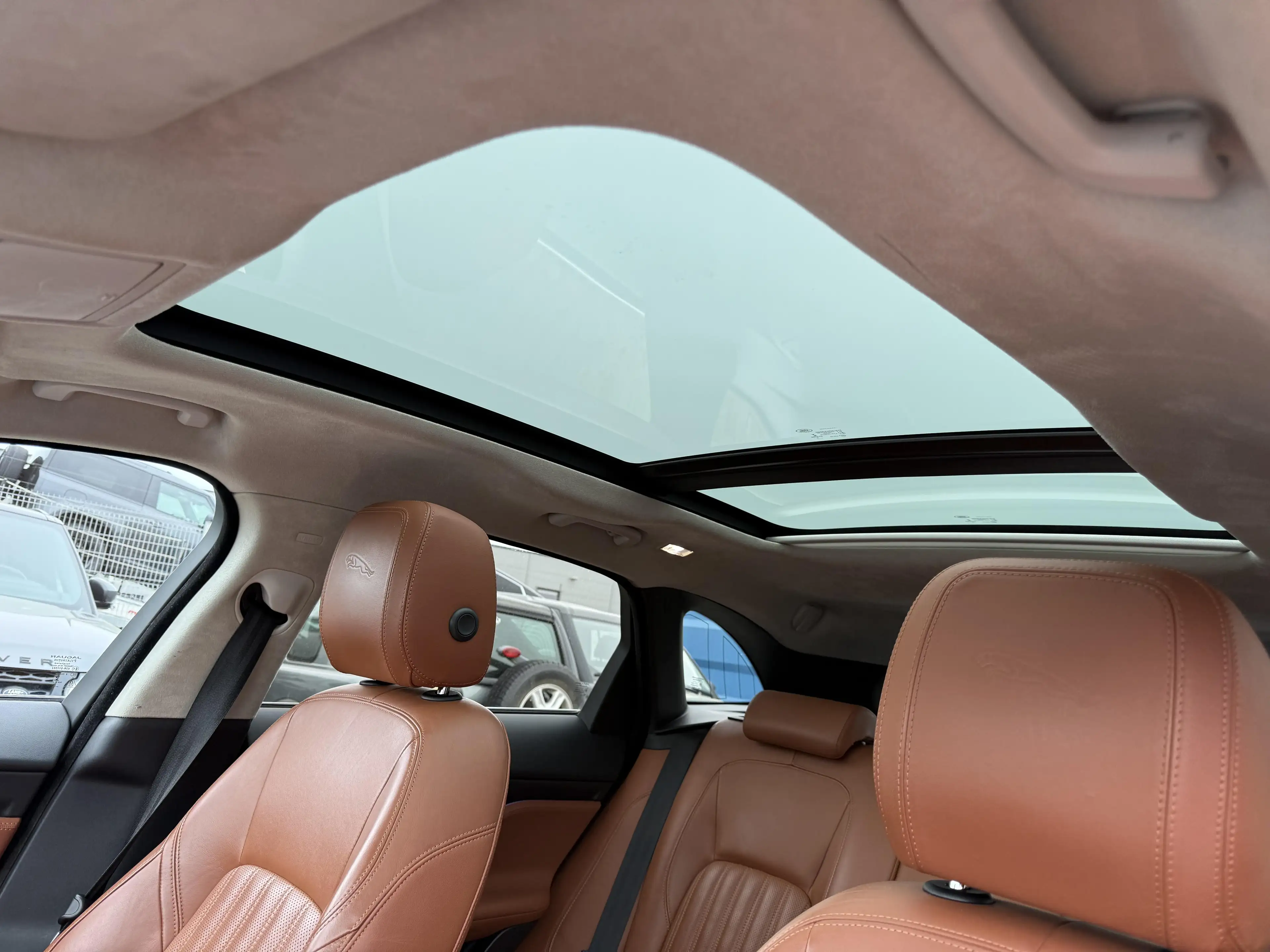 Jaguar F-Pace Portfolio — photo 14