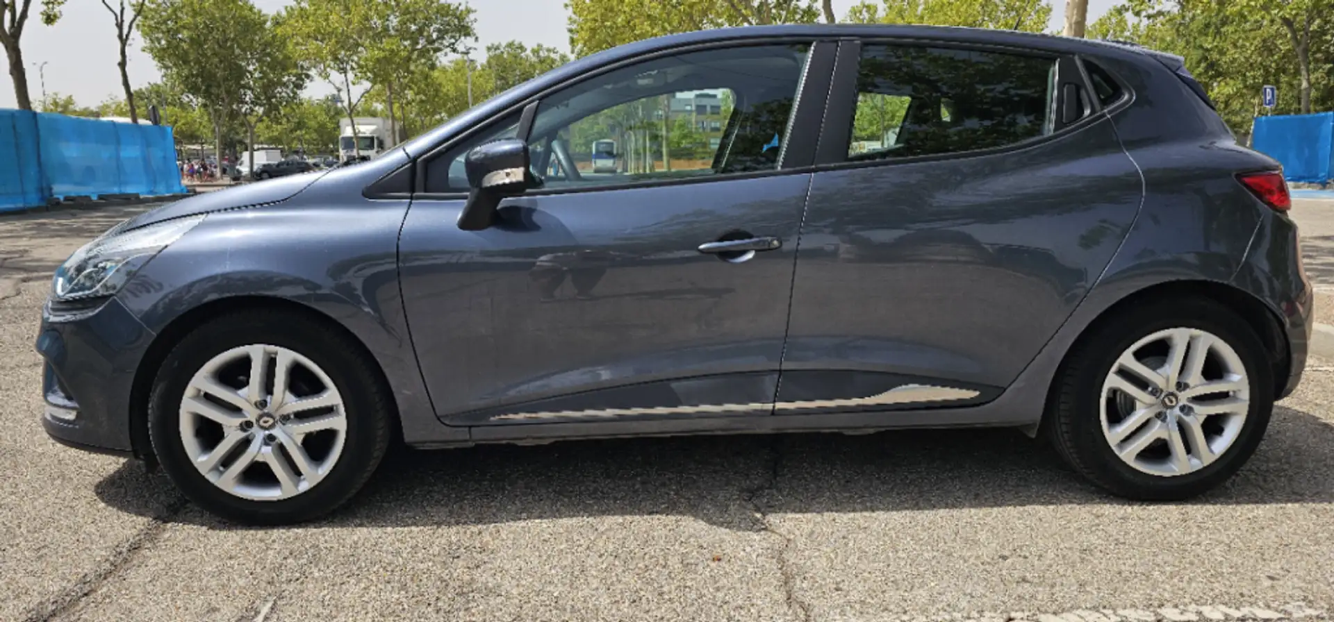 Renault Clio 1.5dCi Energy Limited 55kW Gris - 2