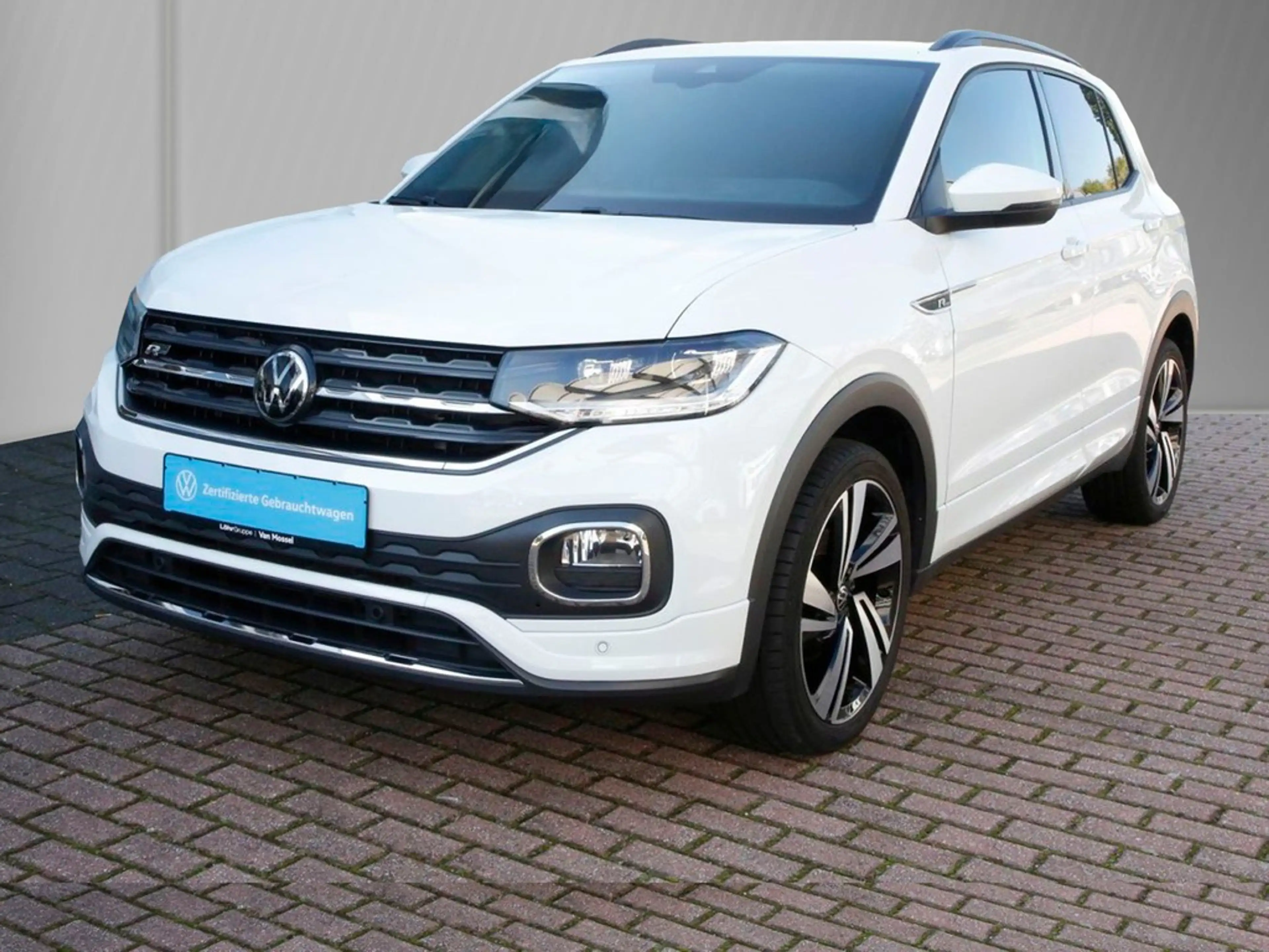 Volkswagen T-Cross 1.5 TSI DSG R-Line 18" ACC Navi SHZ LED — photo 2