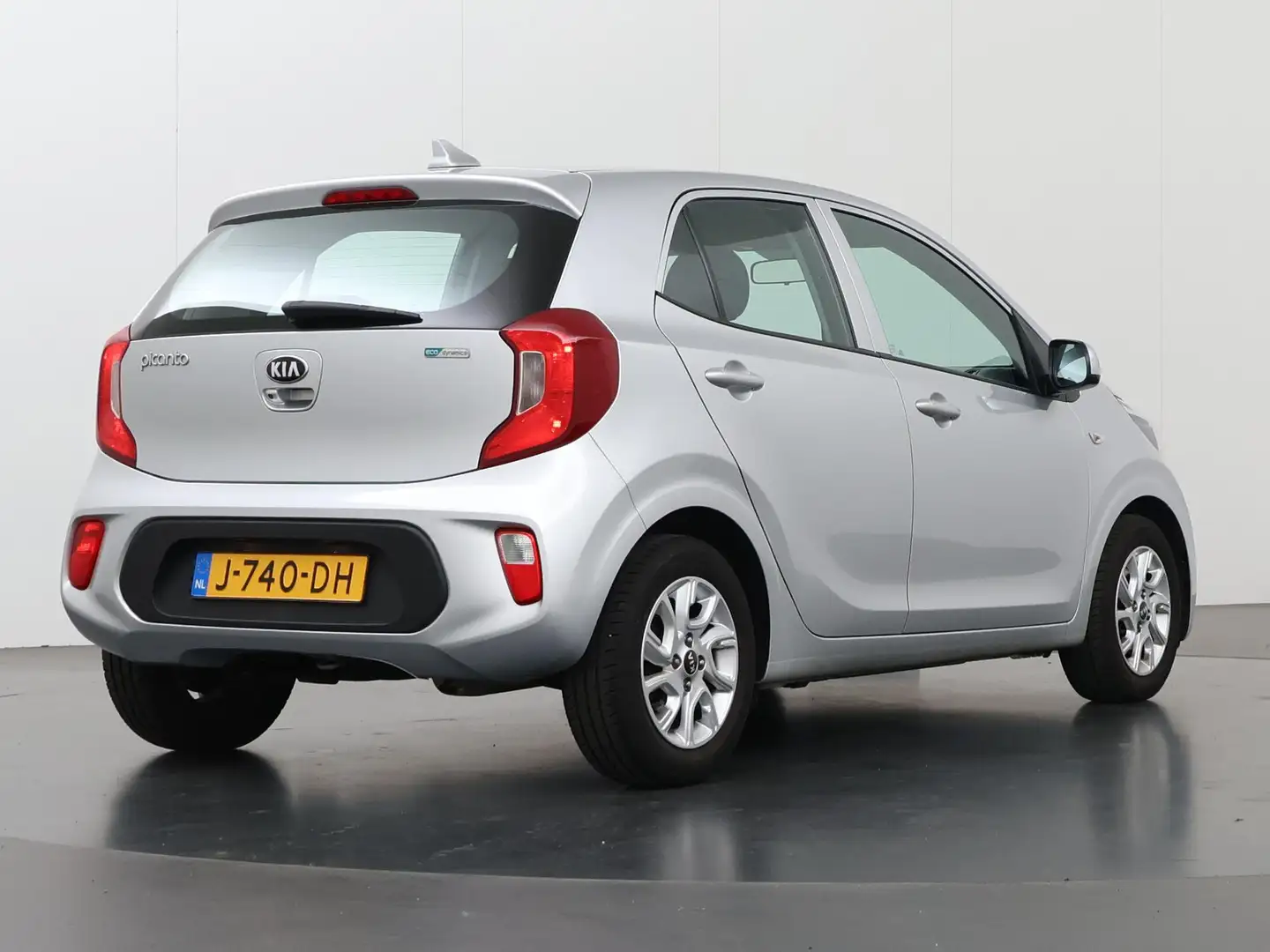 Kia Picanto 1.0 MPi DynamicLine | Navigatie | Parkeercamera | Gris - 2
